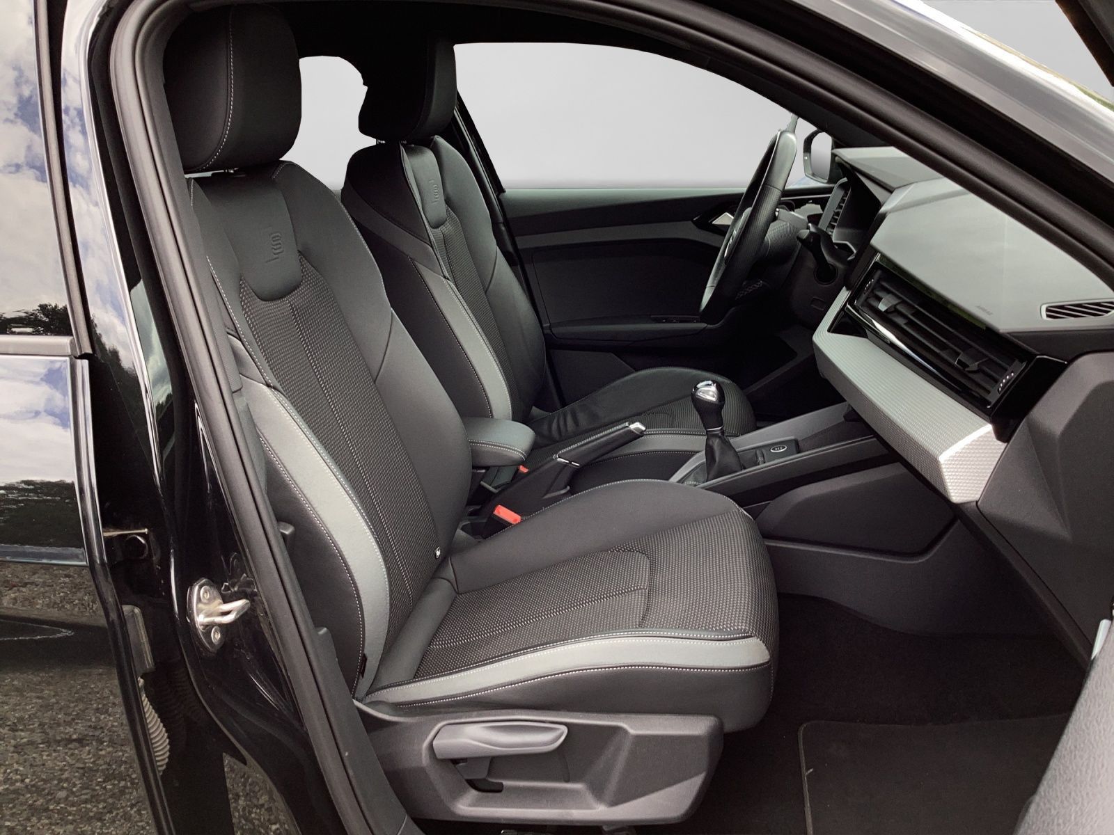 Audi A1 Sportback 30 TFSI 2x S LINE - Samsaru's Car Outlet