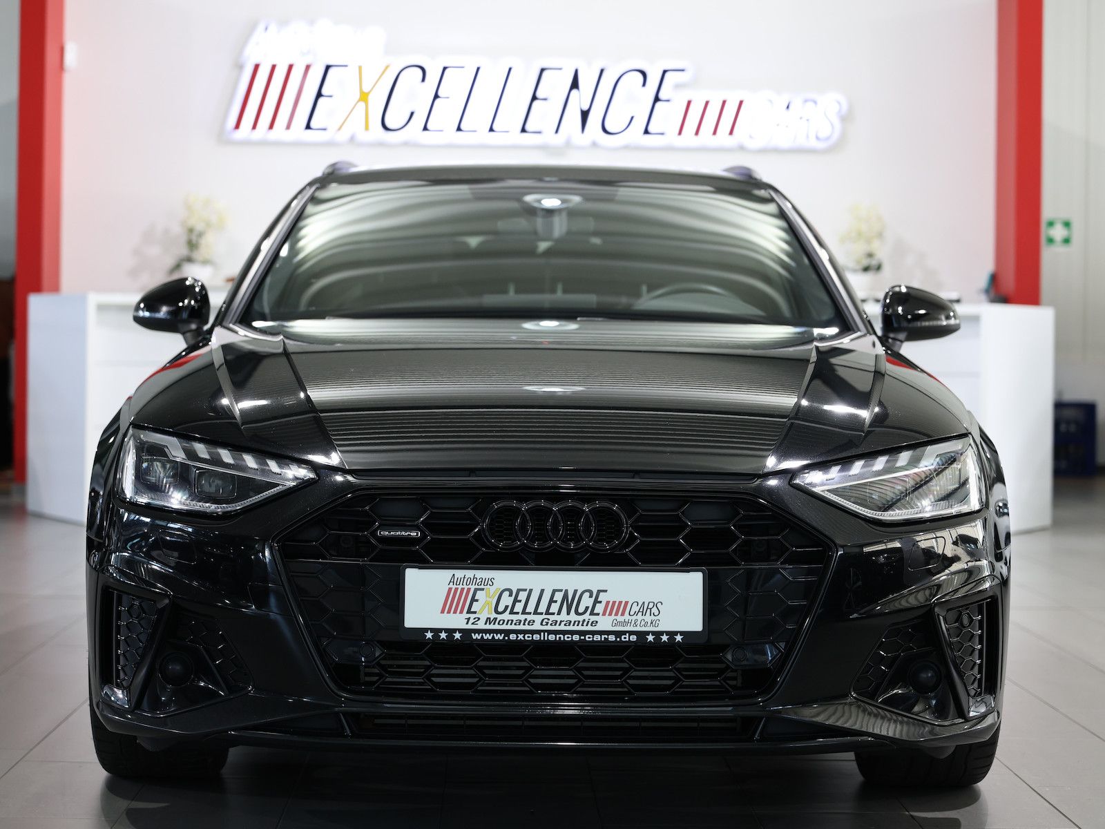 Audi A4 Avant 45 TFSI Q COMPETITION S-LINE BLACK