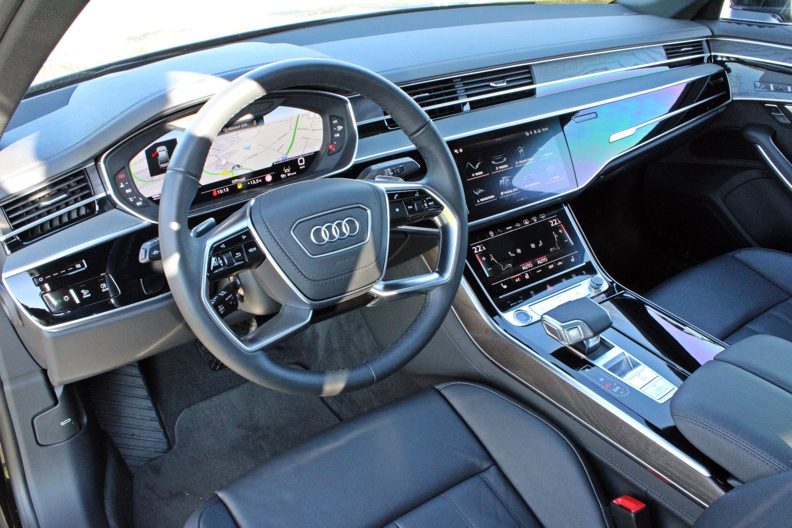 Audi A8 50TDI qu - Samsaru's Car Outlet