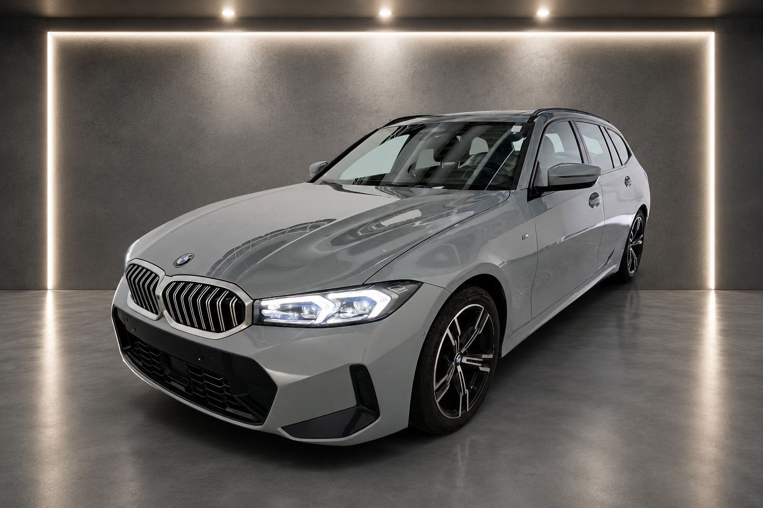 BMW 320d*T*xDRIVE*M-SPORT*HUD*HiFi*PANO*BrooklynGRAU
