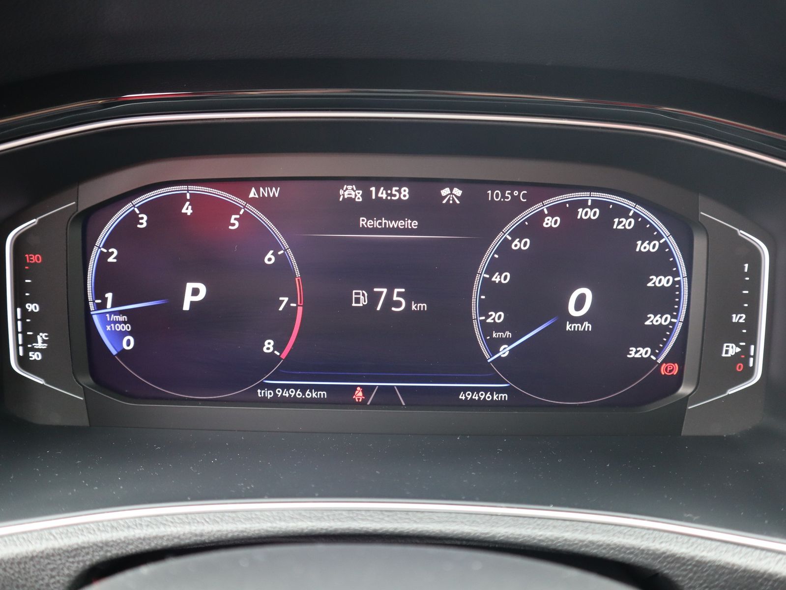 Volkswagen T-Roc 2.0 TSI DSG R 4Motion - Samsaru's Car Outlet