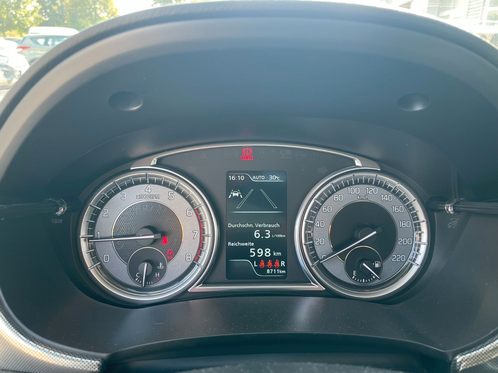 Suzuki Vitara 1.5 Hybrid Comfort+ 4x4 - Samsaru's Car Outlet
