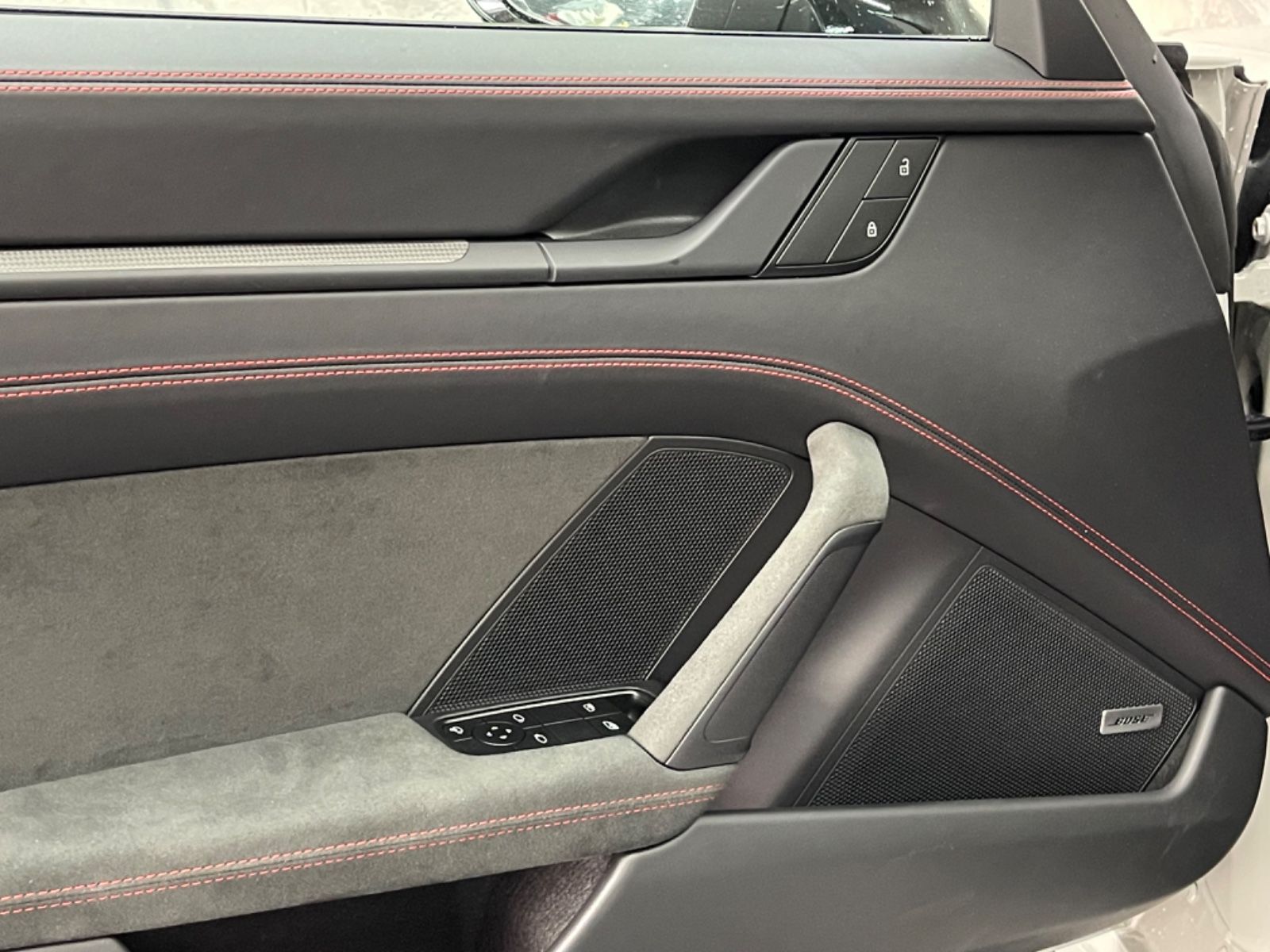 Porsche 911 Targa 4 GTS - Samsaru's Car Outlet
