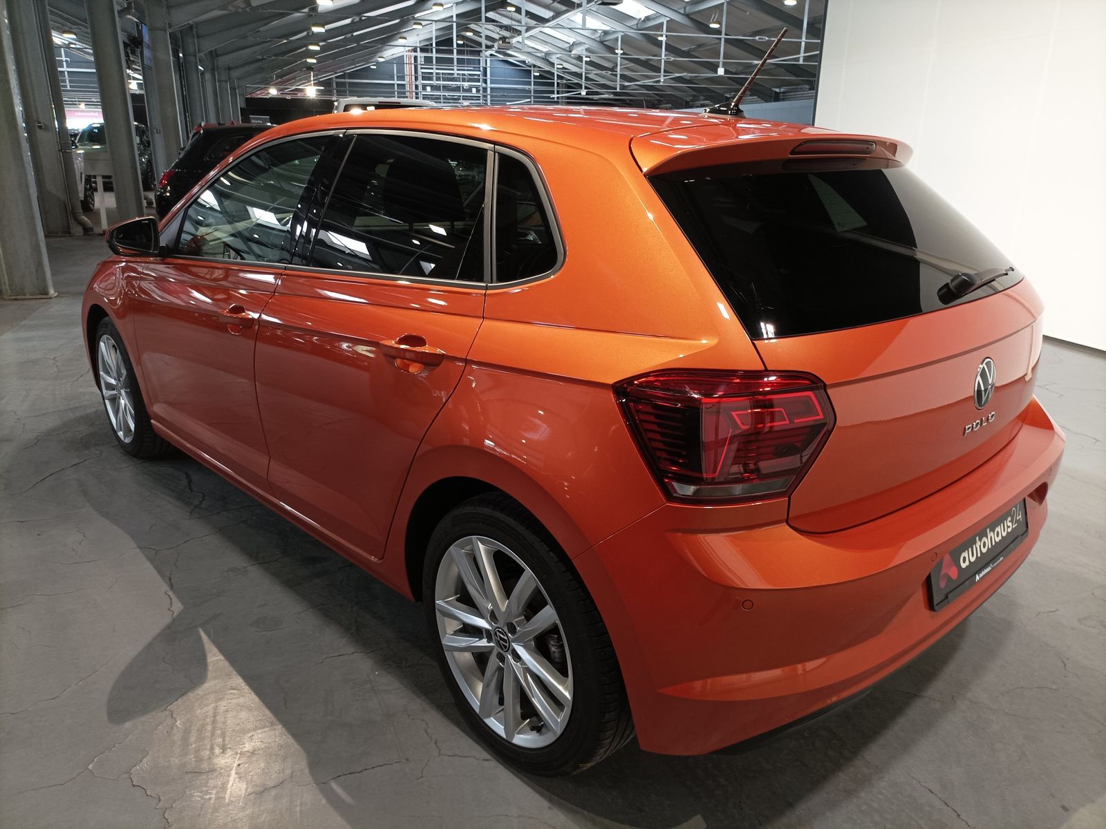 Volkswagen Polo 1.5 TSI Highline - Samsaru's Car Outlet