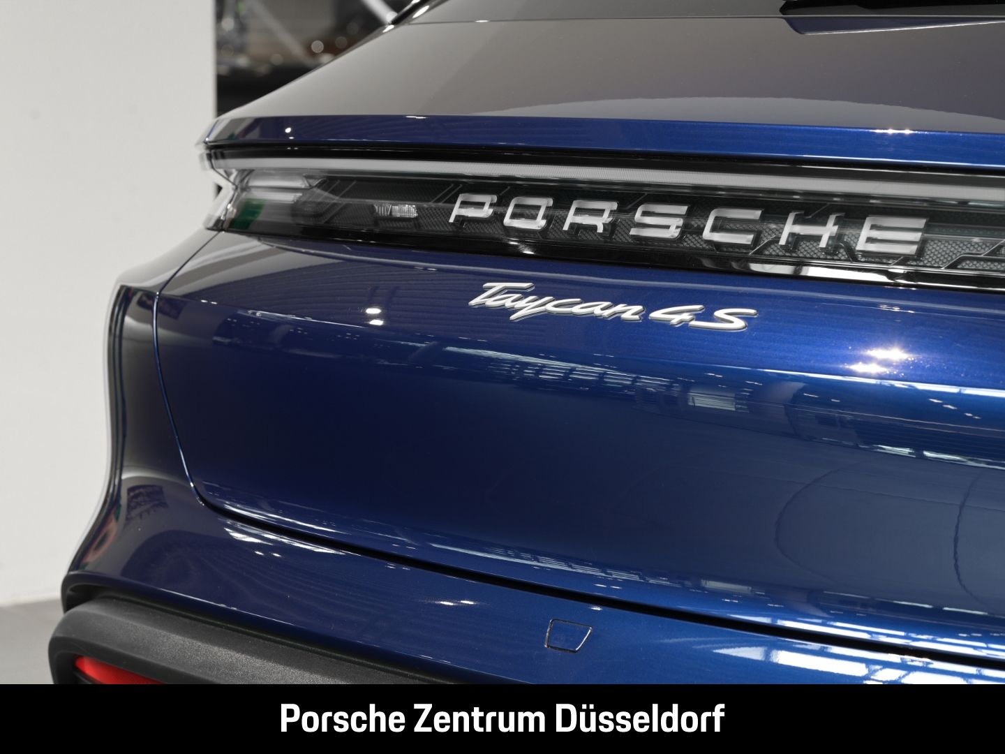 Porsche Taycan 4S Sport Turismo BOSE Luftfederung LED