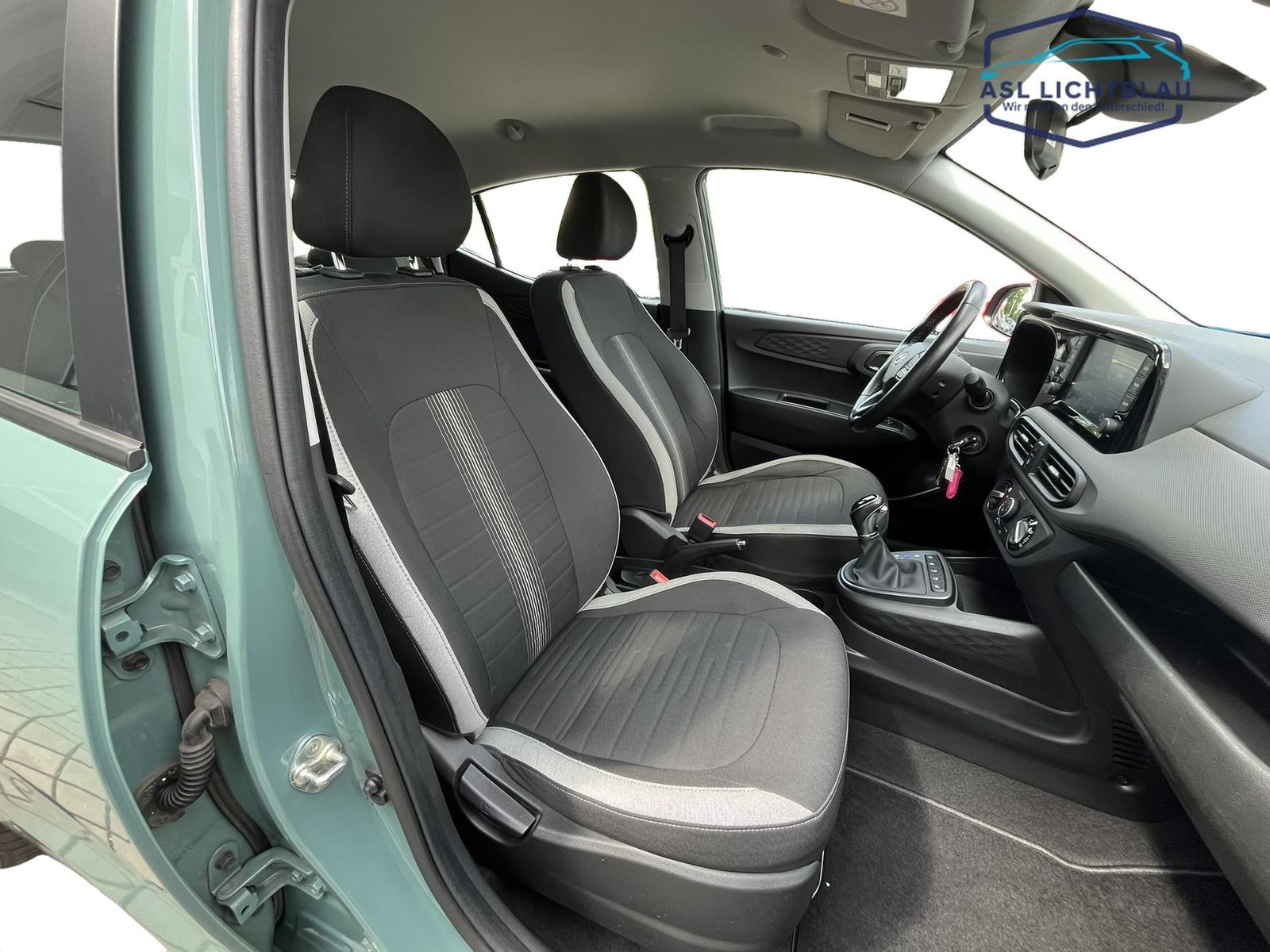 Hyundai i10 Trend - Samsaru's Car Outlet