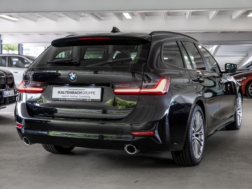 BMW 320i Touring Advantage - Samsaru's Car Outlet
