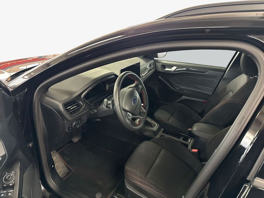 Ford Focus Turnier 1.0 EcoBoost Hybrid Aut. ST-LINE X