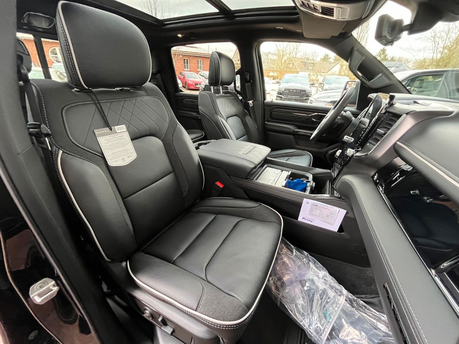 Dodge RAM 5 JAHRE GARANTIE Limited Night MY25 H/O LPG