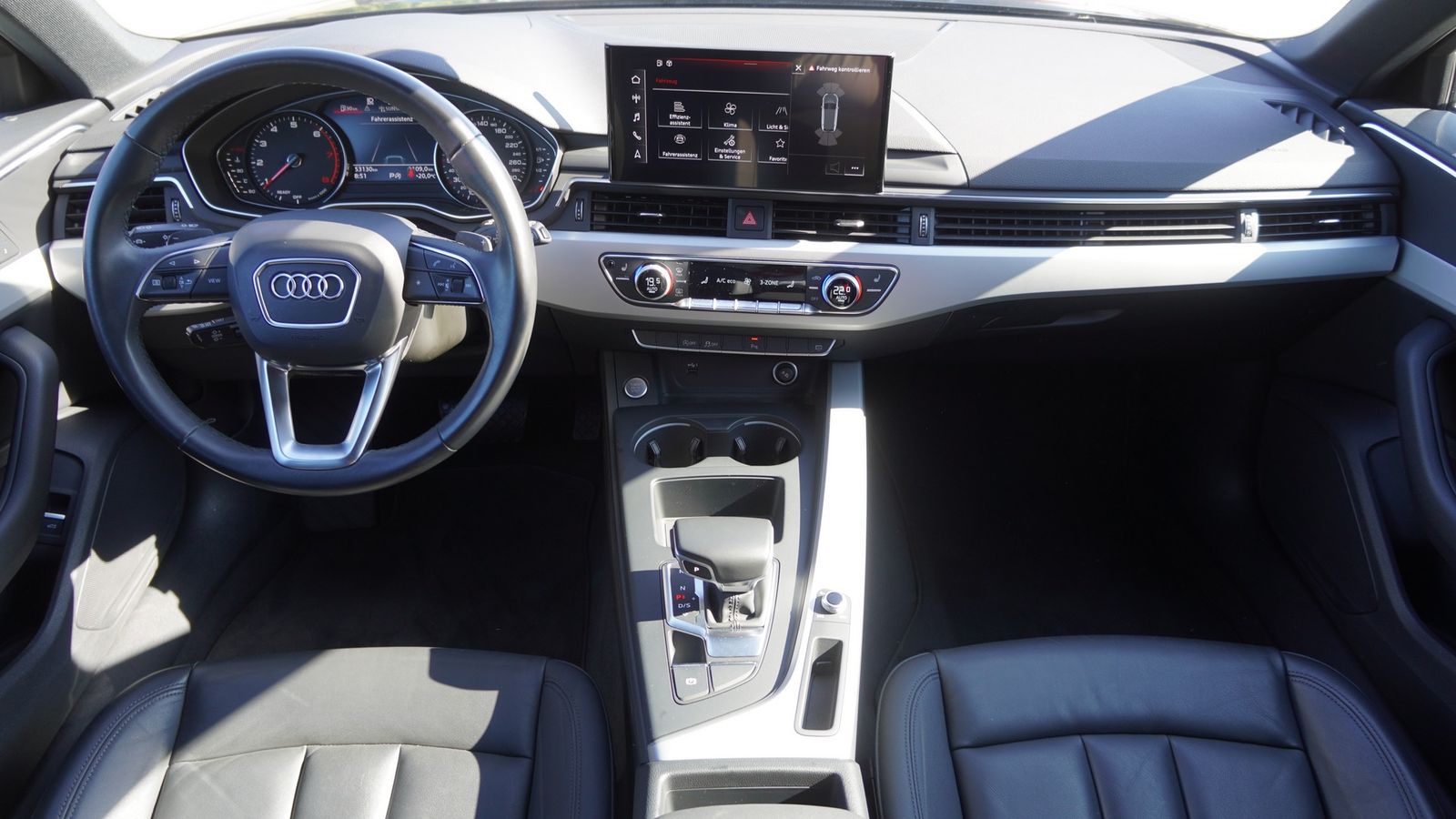 Audi A4 35 2.0 TFSI Avant advanced - Samsaru's Car Outlet