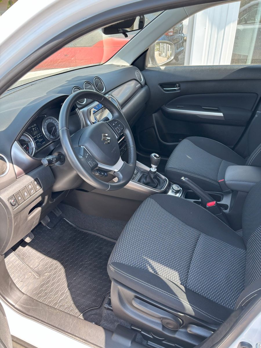 Suzuki Vitara 1.4 Mild-Hybrid 4x4 - Samsaru's Car Outlet