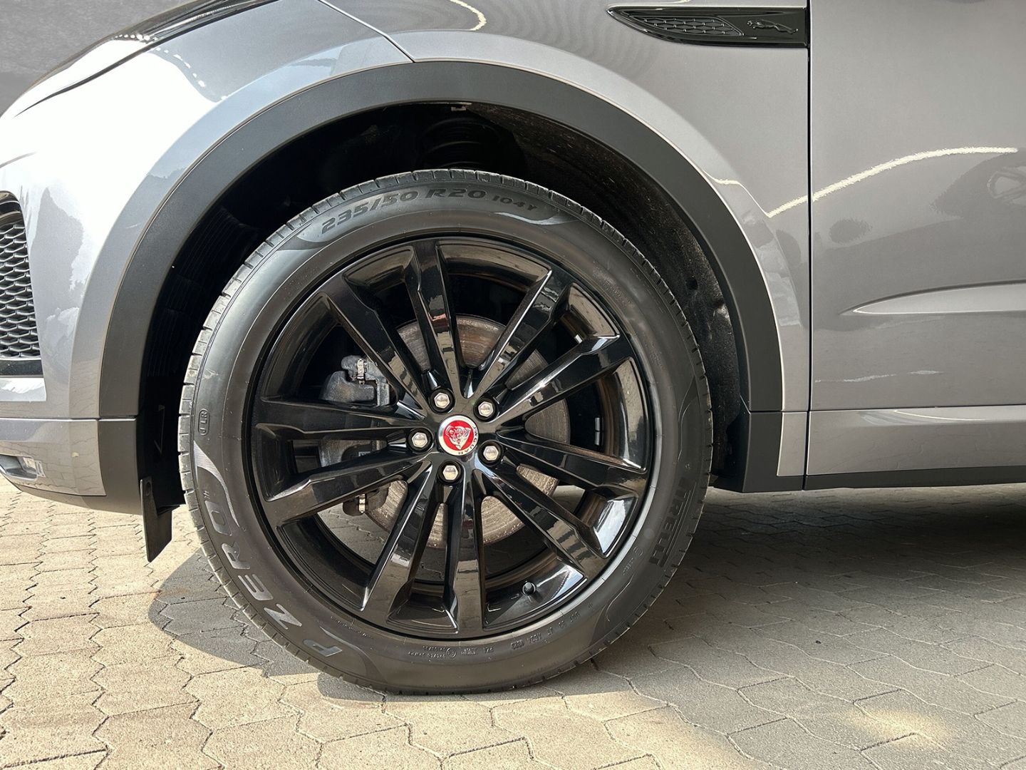 Jaguar E-Pace R-Dynamic HSE AWD D200 Mild-Hybrid EU6d W