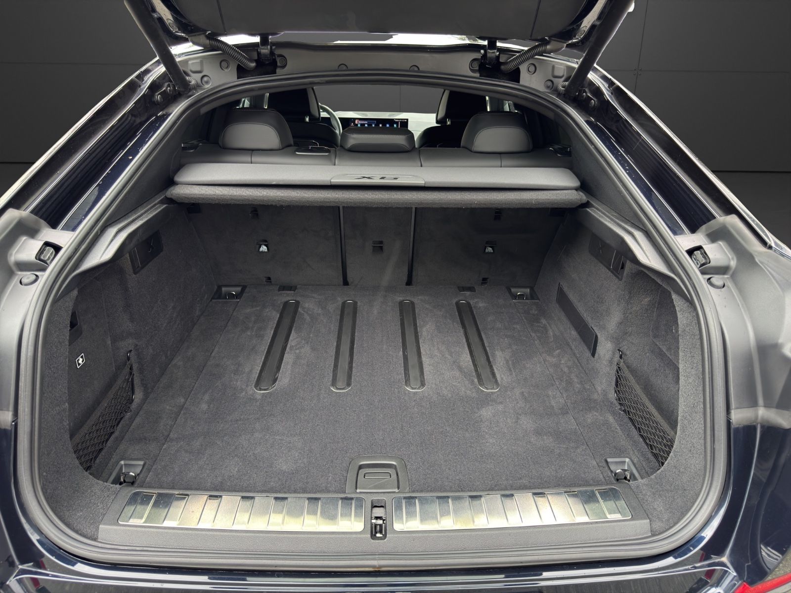 BMW X6 xDrive30d | M-Sport Pro| LED| Sky| H&K| Luft