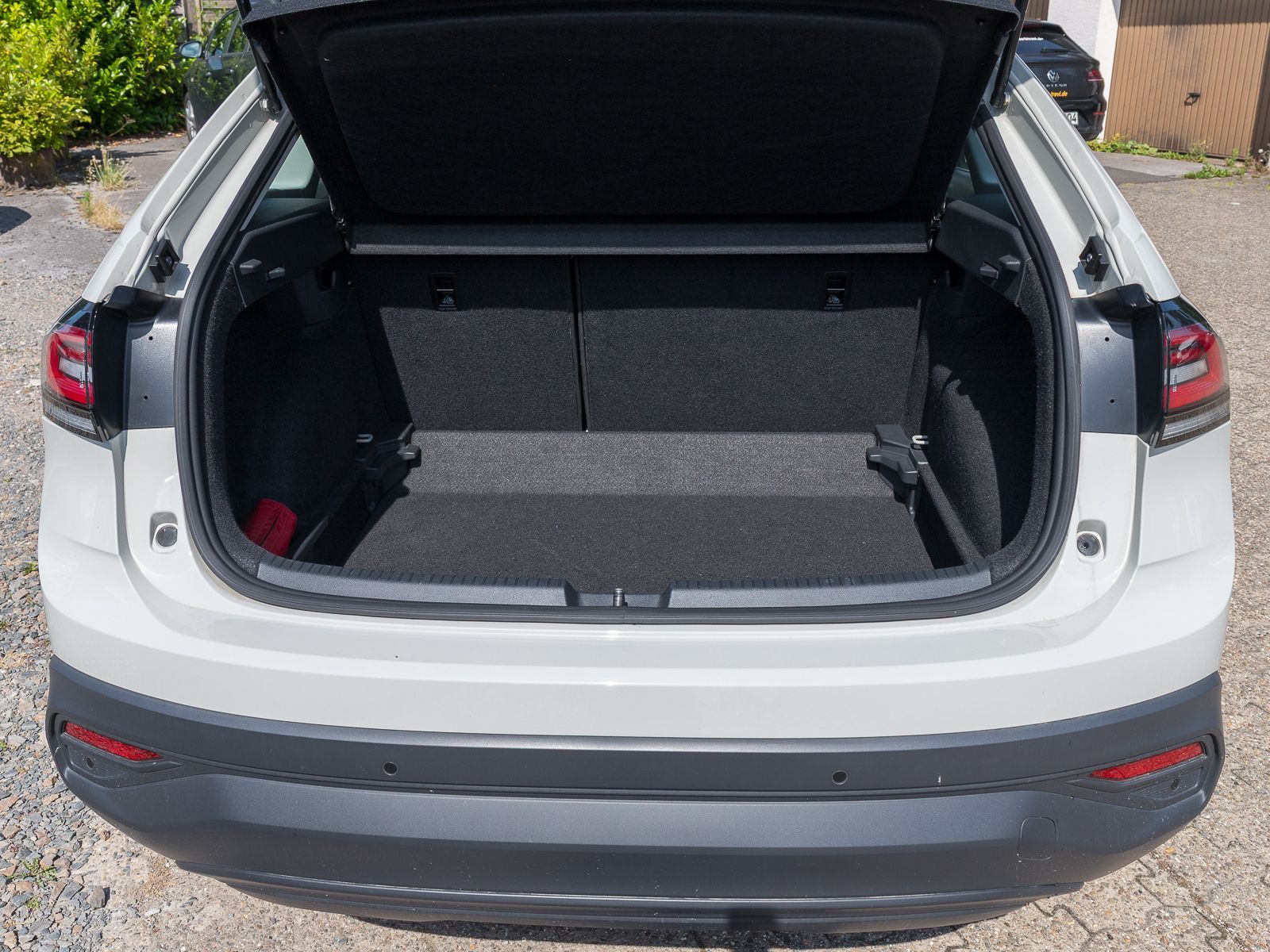 Volkswagen Taigo 1.0 TSI LIFE - Samsaru's Car Outlet
