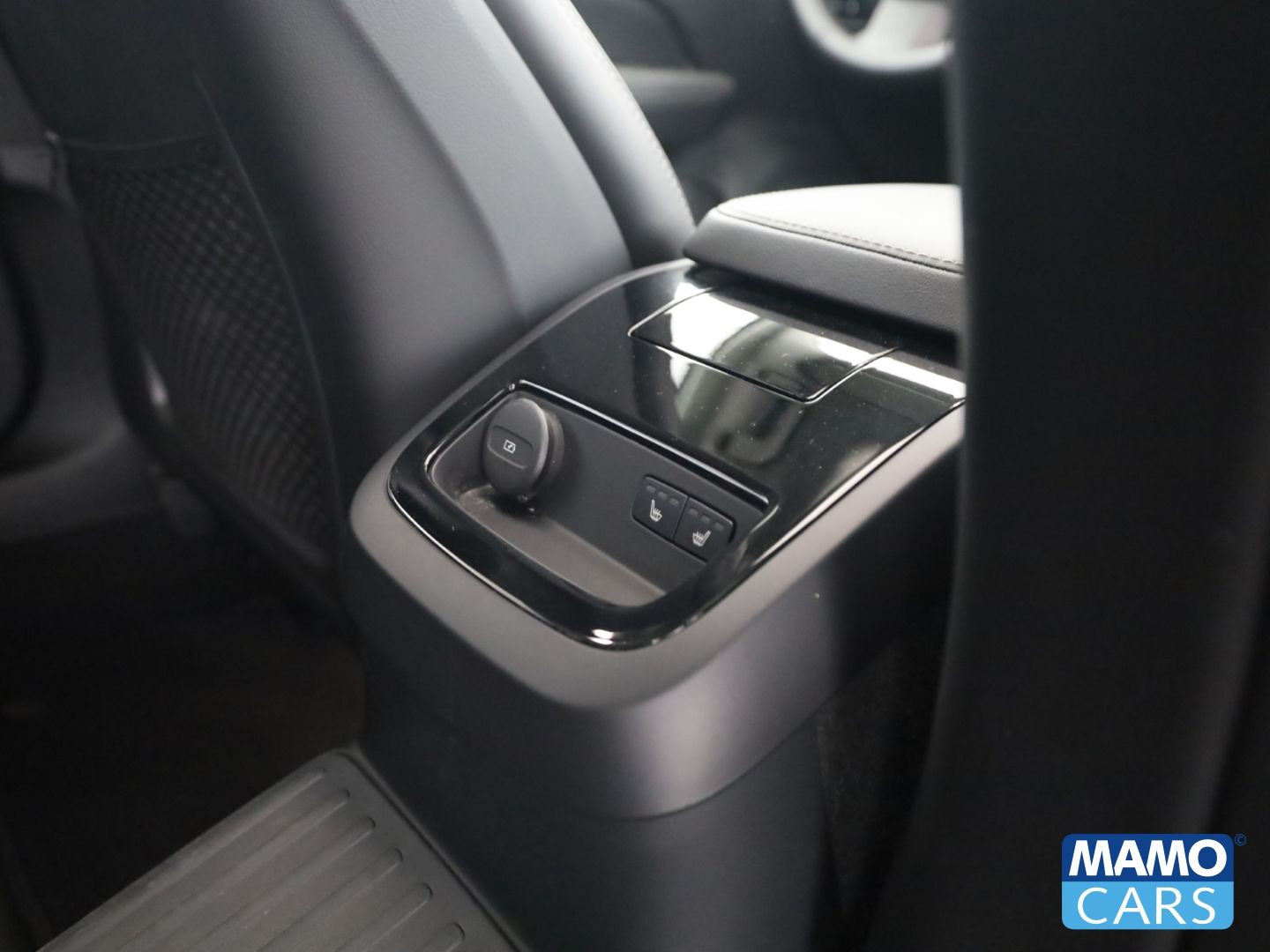 Volvo V60 T6 AWD Ultra Dark AHK/ACC/B&W/360°/PANO/STHZ