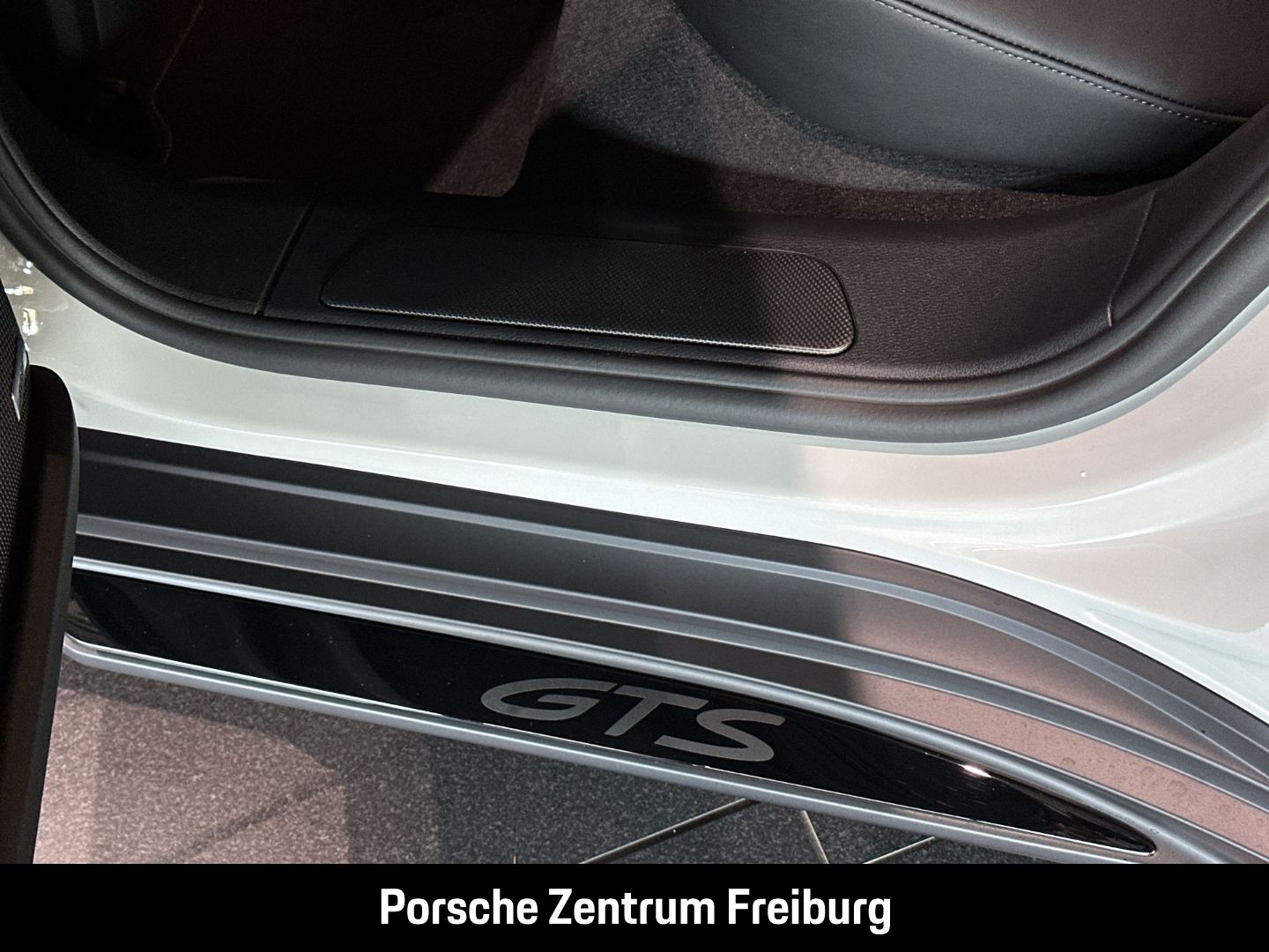Porsche Panamera GTS BOSE HA-Lenkung InnoDrive Soft-Clos