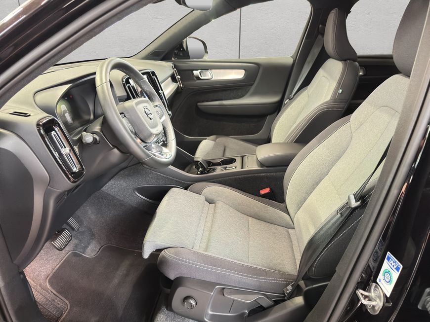 Volvo XC40 B3 B DKG Core AHK