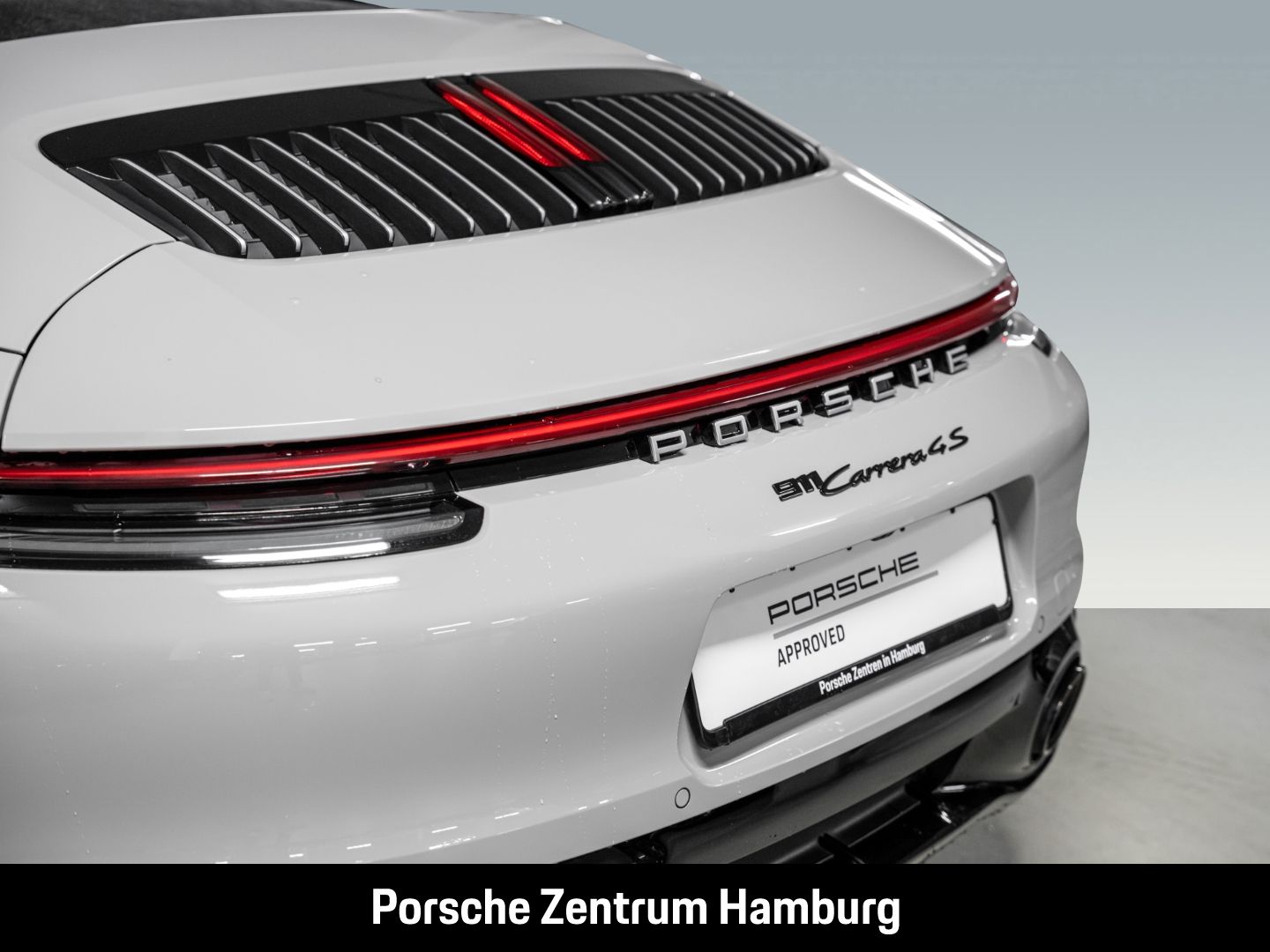 Porsche 992 (911) Carrera 4S Cabriolet Sportabgas BOSE