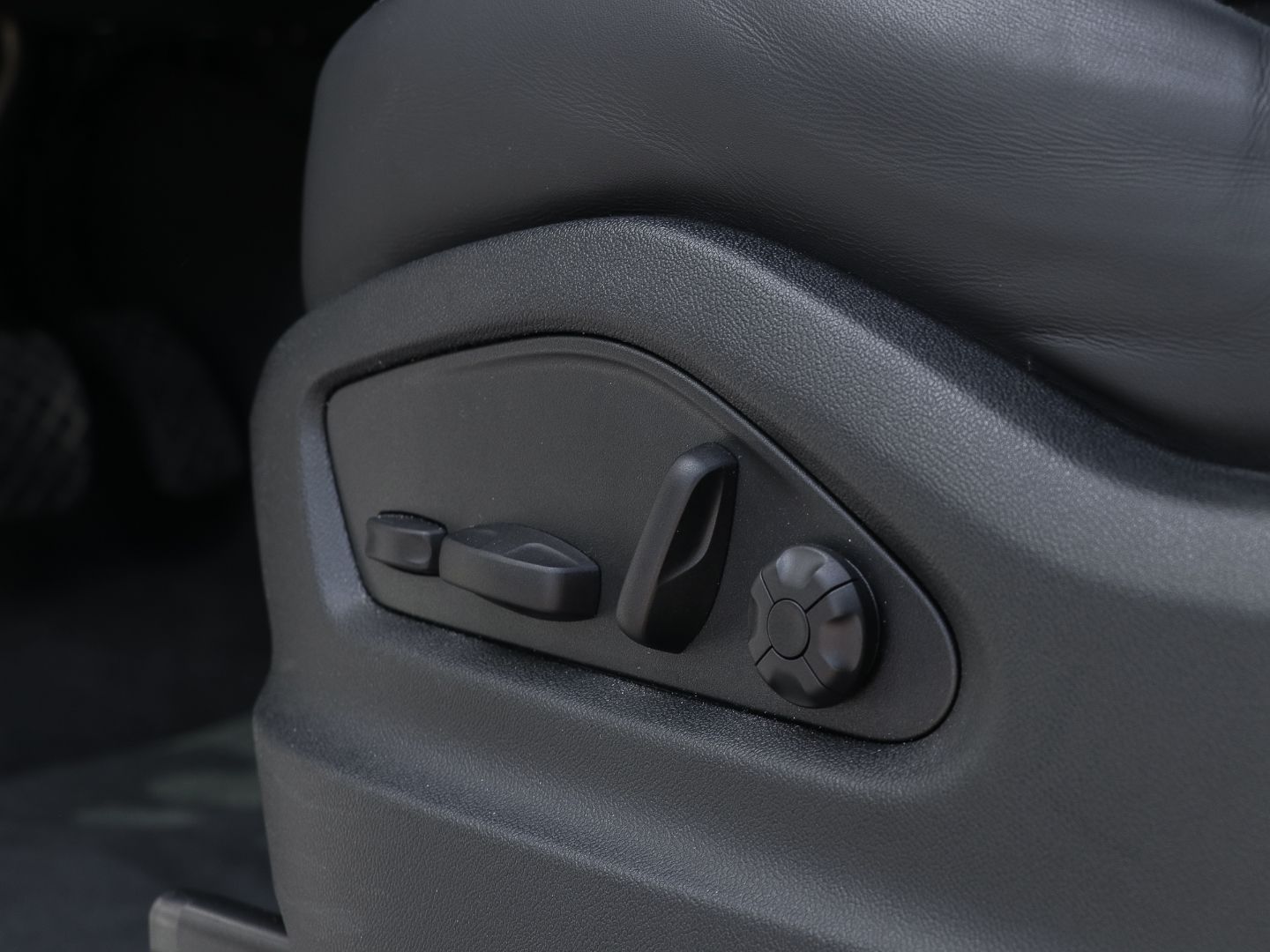 Porsche Cayenne E-Hybrid BOSE Surround-View HA-Lenkung