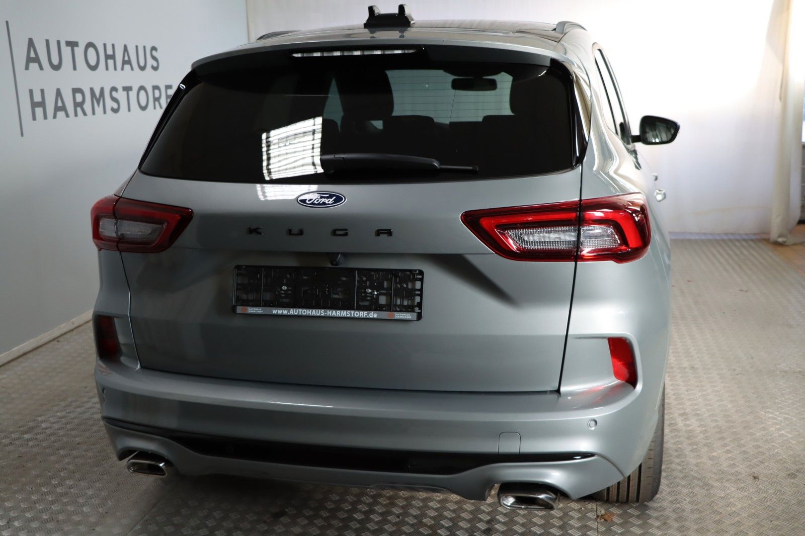 Ford Kuga ST-Line - Samsaru's Car Outlet