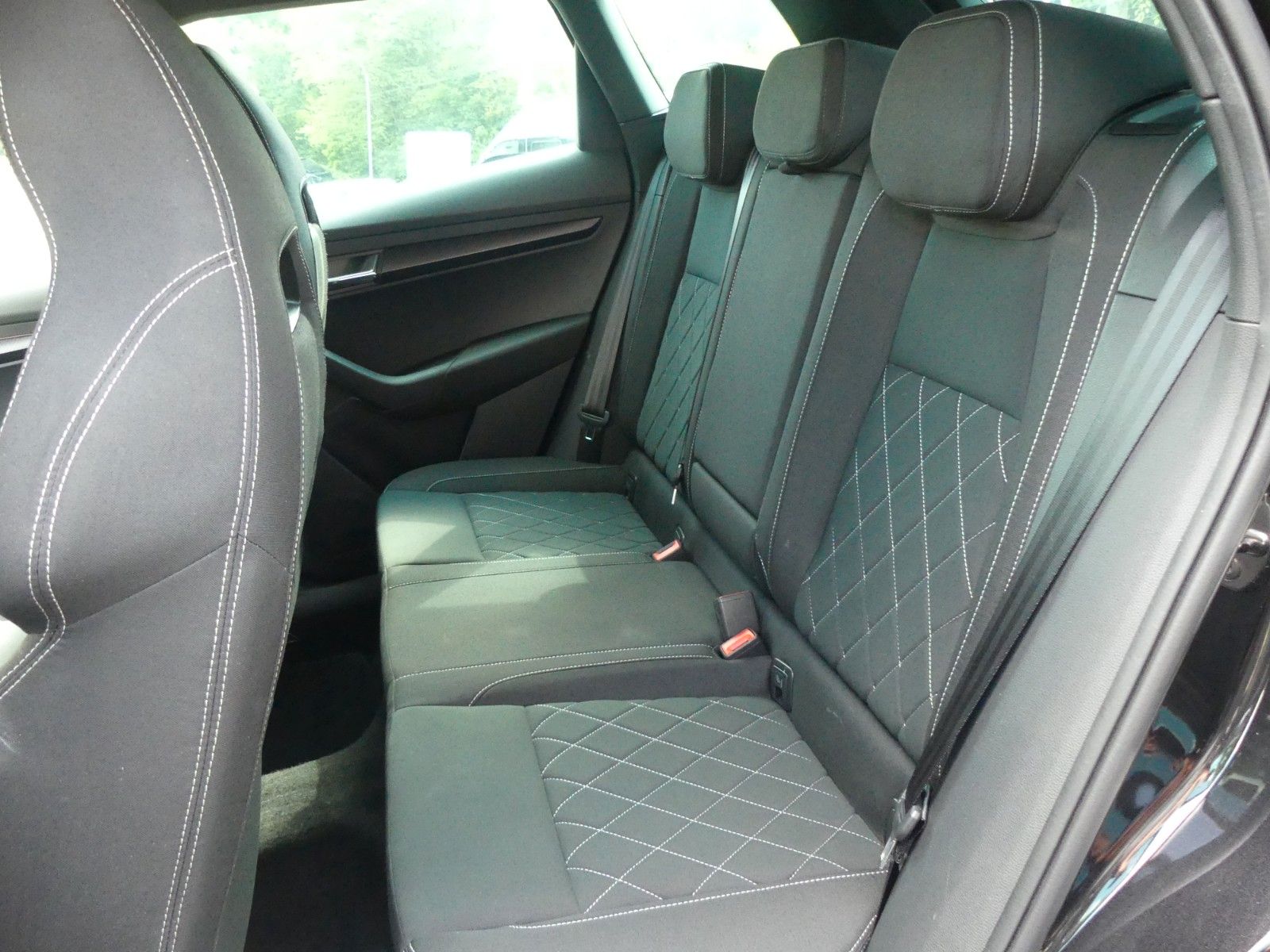 Skoda Karoq Sportline 4x4, Canton, LED, AHK, RF Kamera