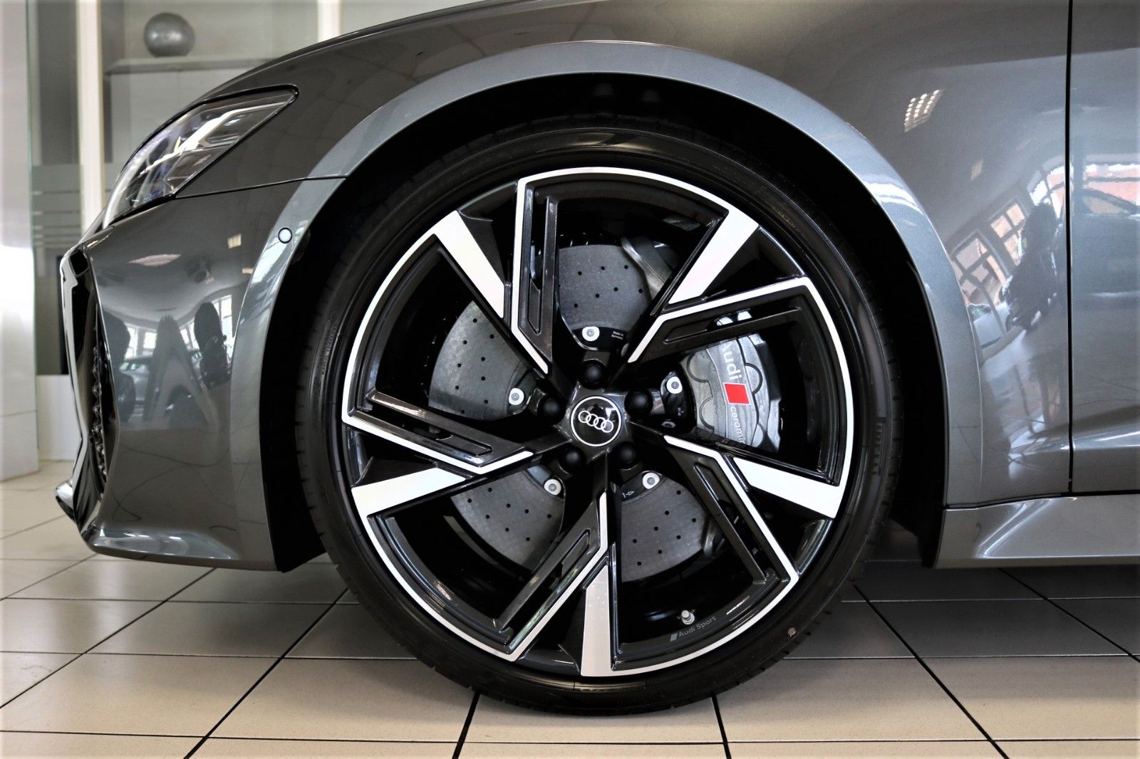 Audi RS6 Audi Dynamik-Paket Plus/Keramik/STHZ/Luftf.