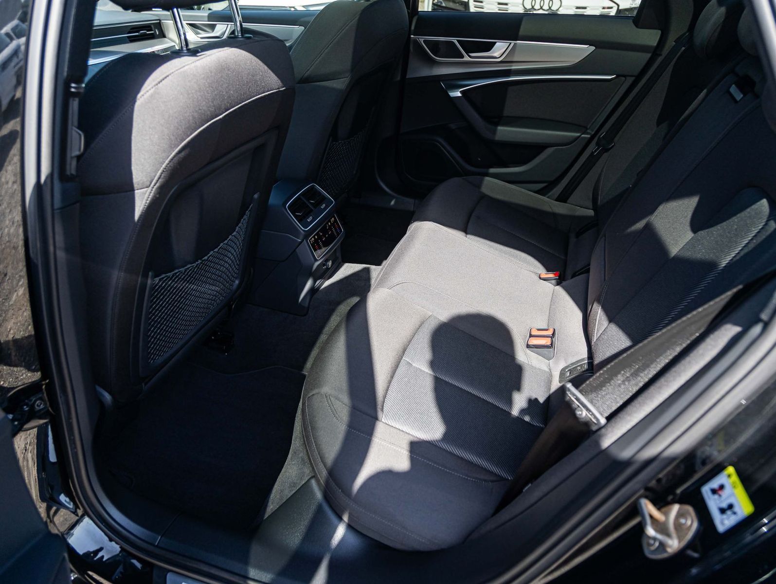 Audi A6 Avant 45TFSI quattro Stronic - Samsaru's Car Outlet