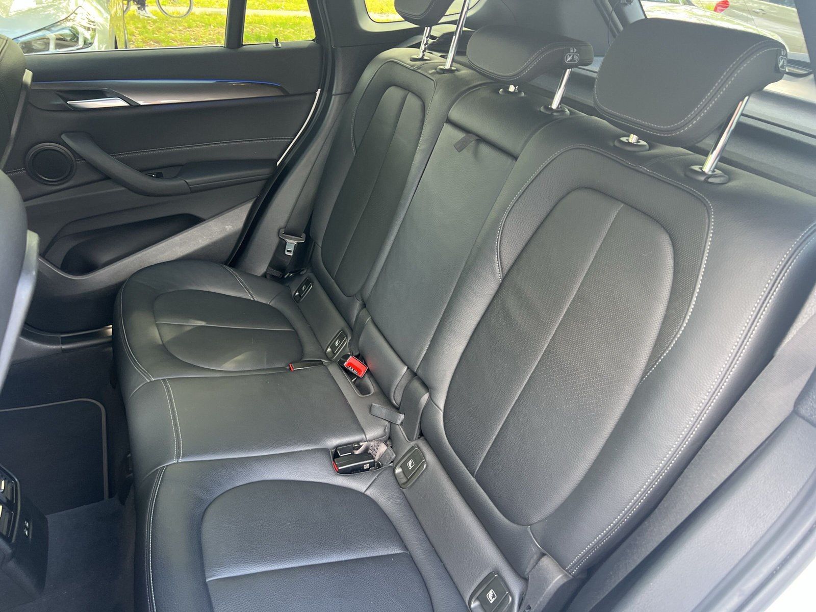 BMW X1 xDrive20i X LINE - Samsaru's Car Outlet