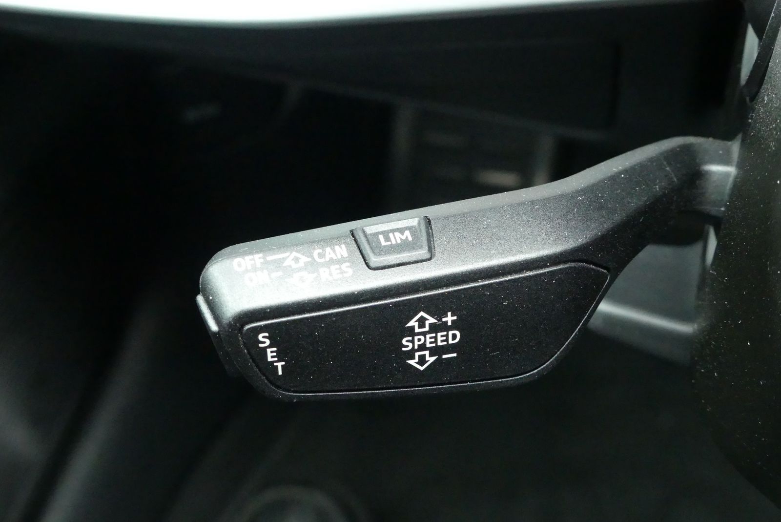 Audi A4 40 TFSI quattro S-Line - Samsaru's Car Outlet