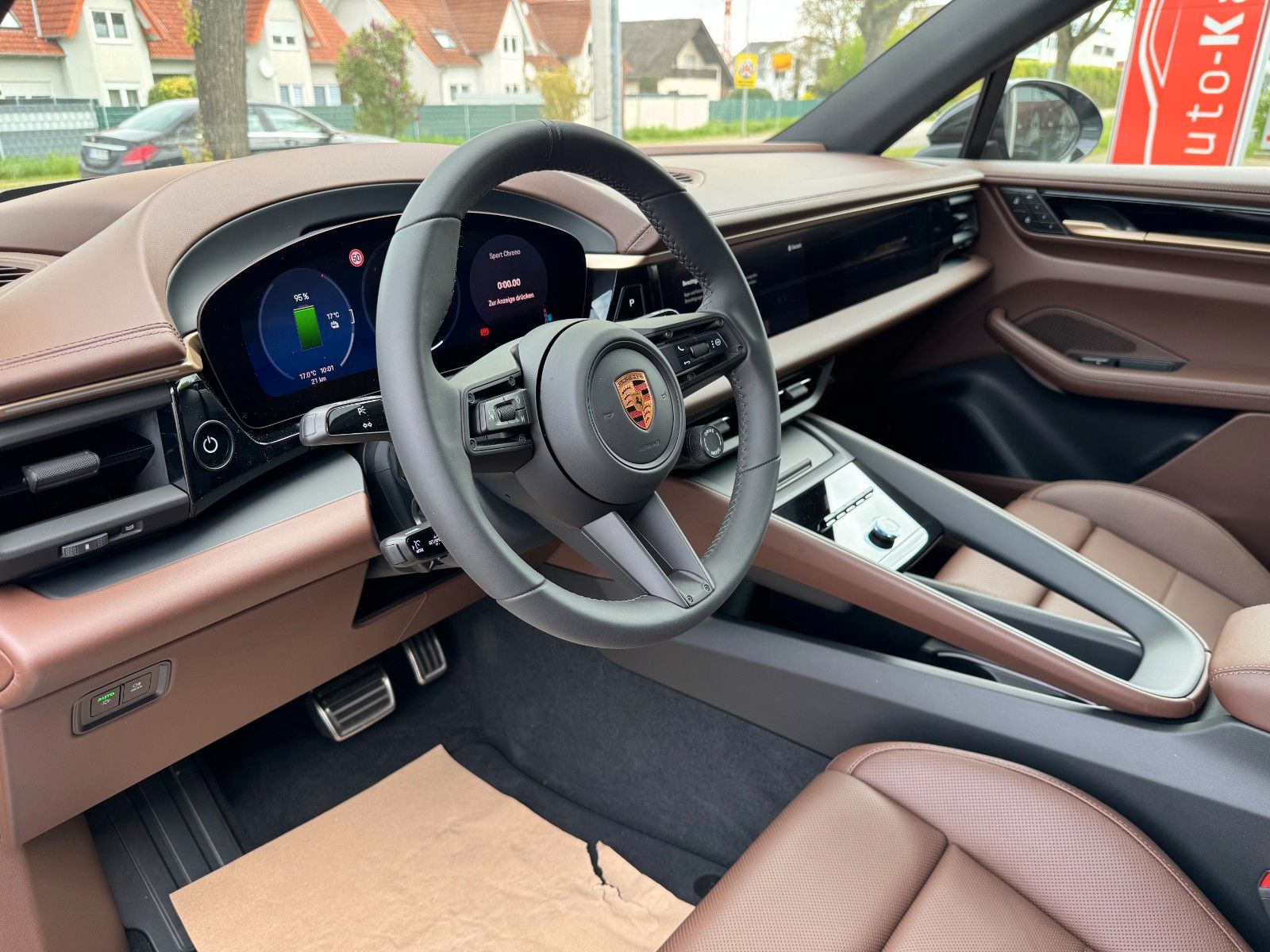 Porsche Macan Electric 4 *Offroad-Design-Paket /VOLL...