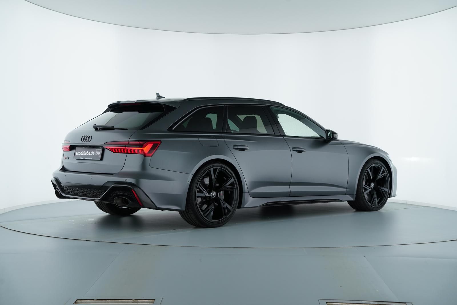 Audi RS6 EINZIGARTIGE AUSSTATTUNG AUDI EXCLUSIVEuvm