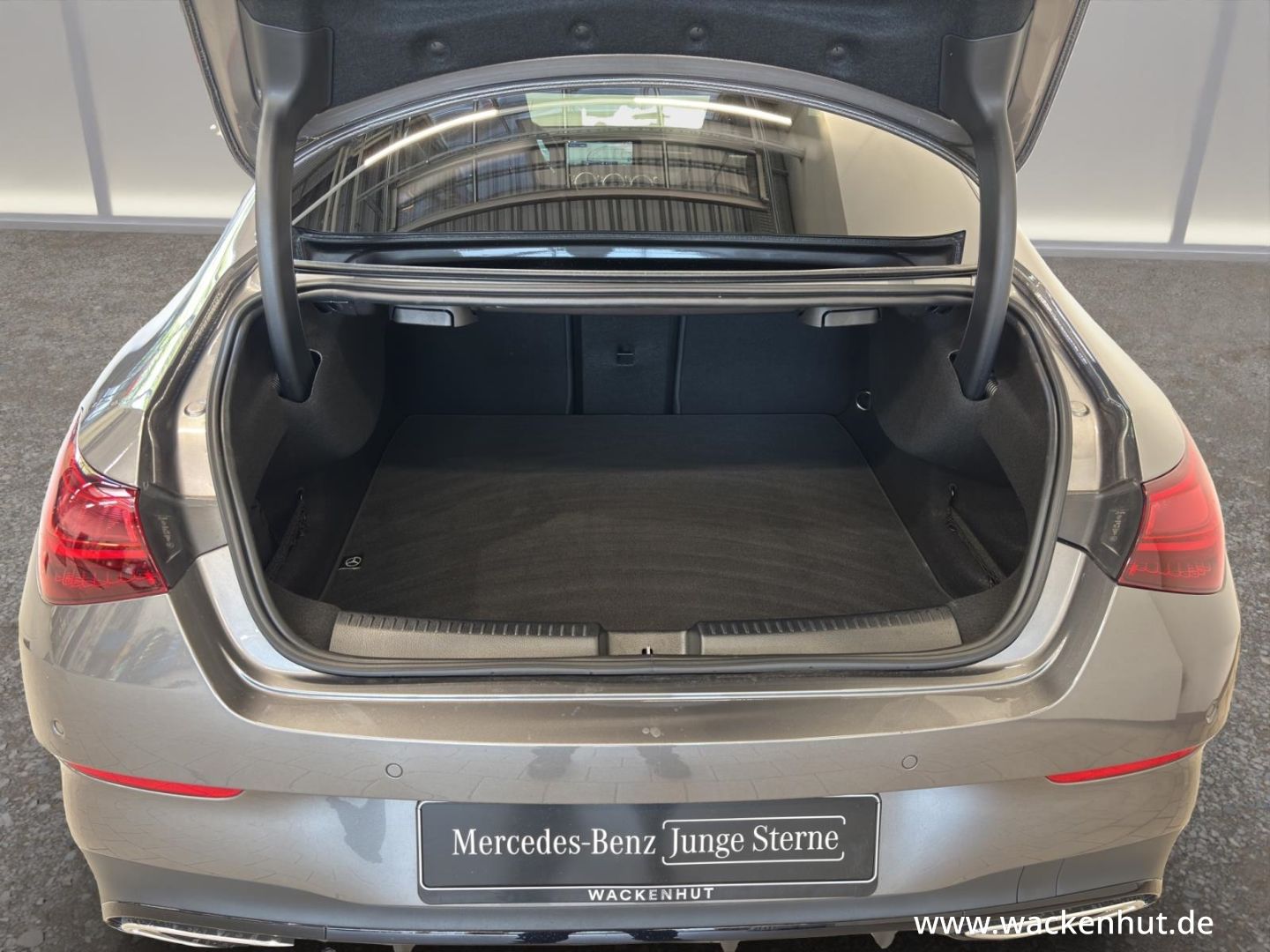Mercedes-Benz CLA 220 4M EDITION AMG LINE - Samsaru's Car Outlet