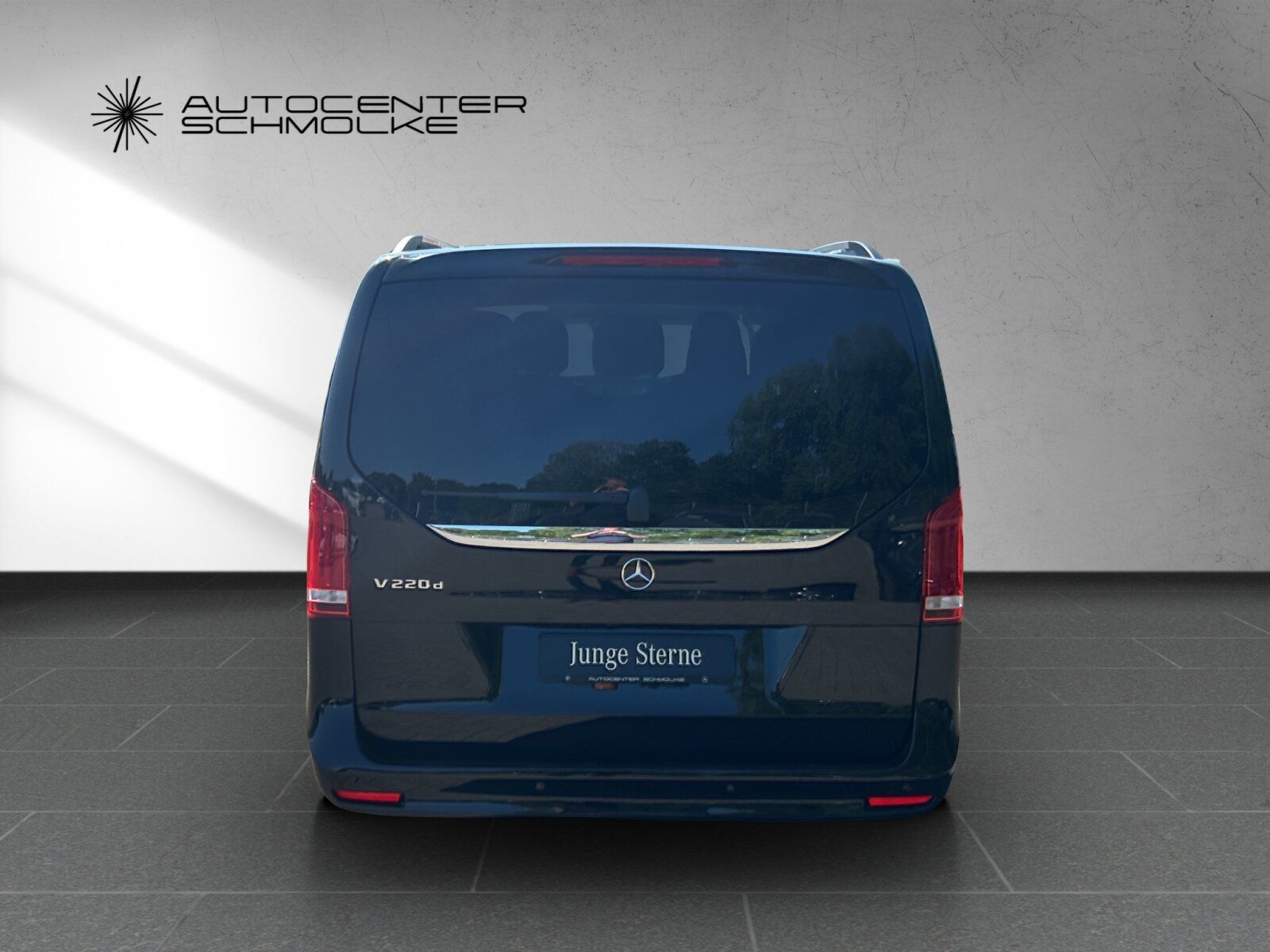 Mercedes-Benz V 220 d EDITION LANG - Samsaru's Car Outlet