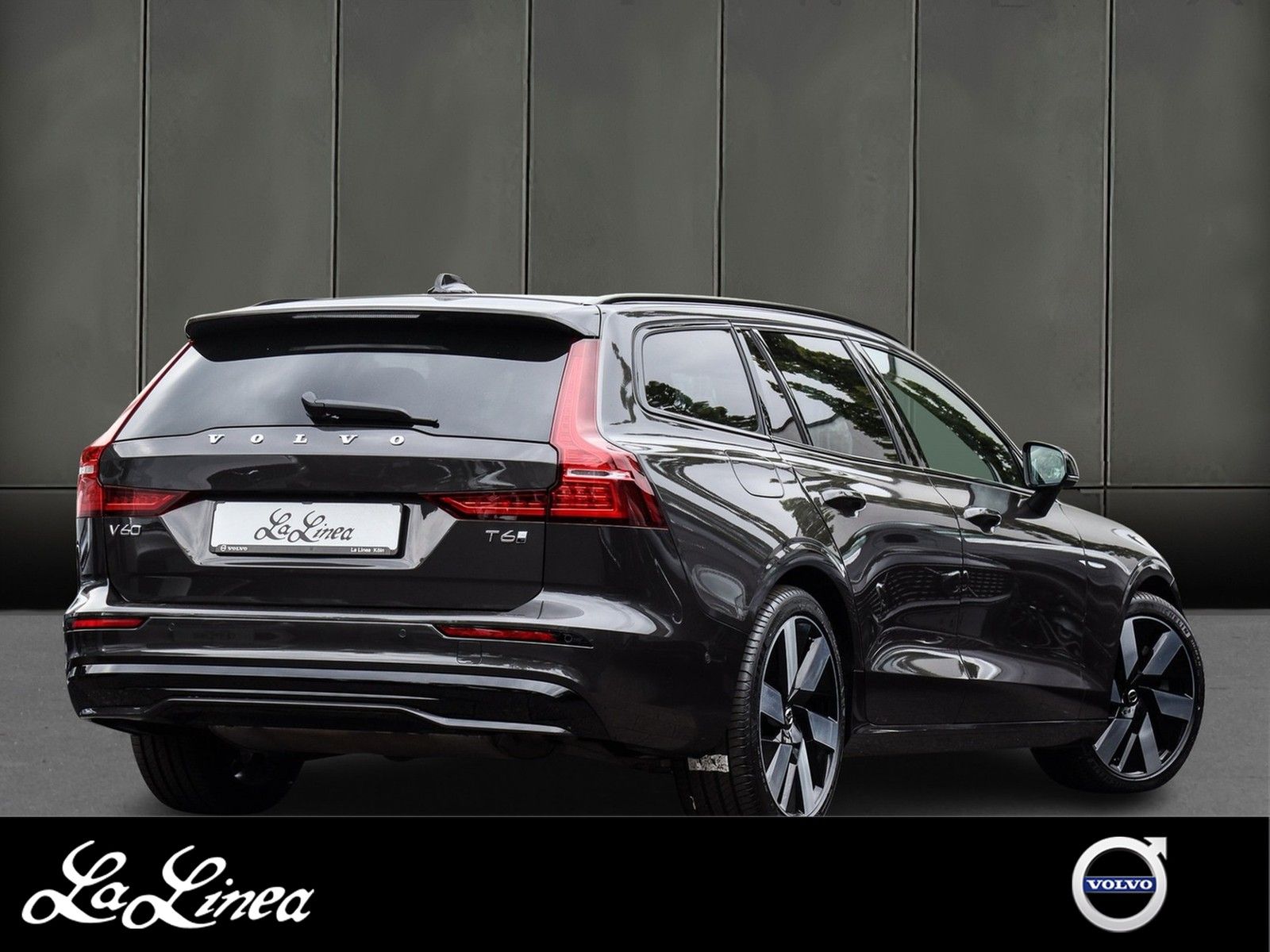 Volvo V60 T6 Recharge AWD Ultra Dark NP:82.540,-//AHK/
