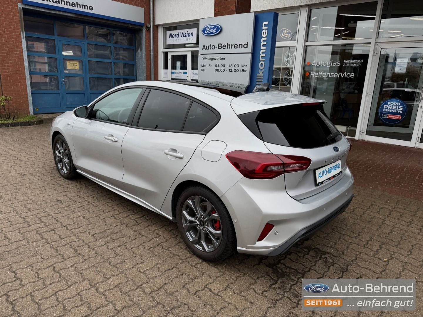 Ford Focus ST-Line X Automatik Panoramadach Kamera