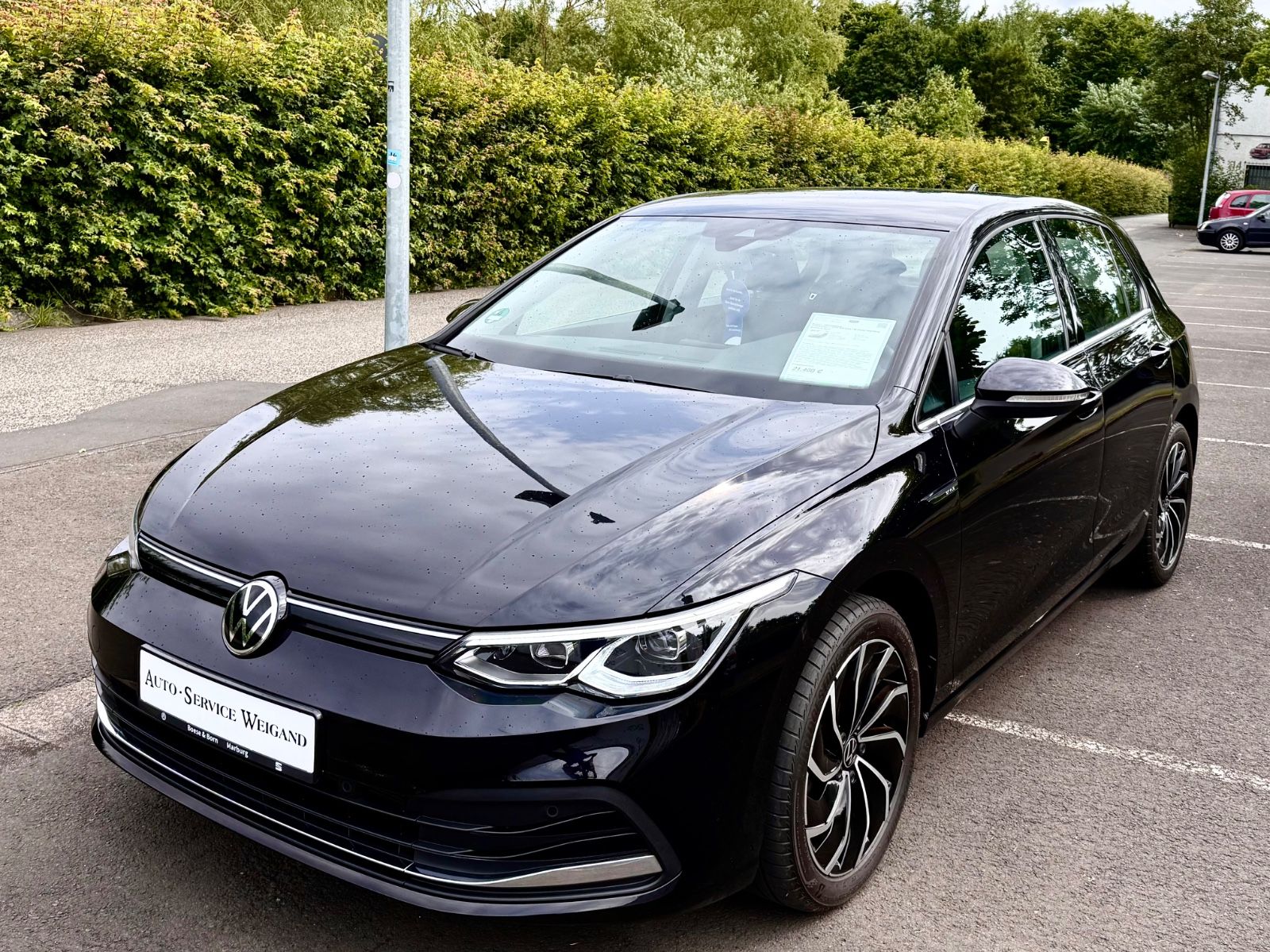 Volkswagen Golf VIII 1.5 Style - Samsaru's Car Outlet
