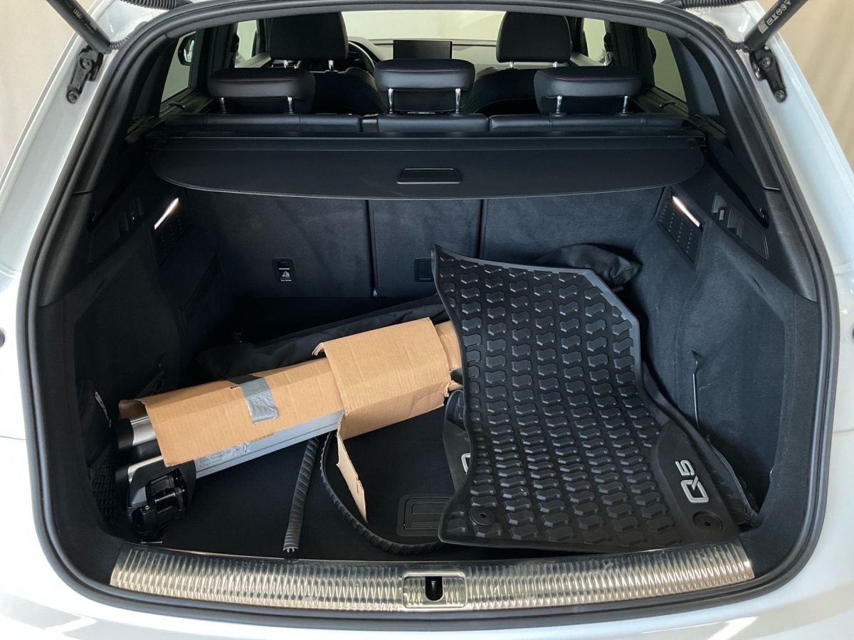 Audi Q5 S-LINE BLACK 40TDI S-TRONIC - Samsaru's Car Outlet