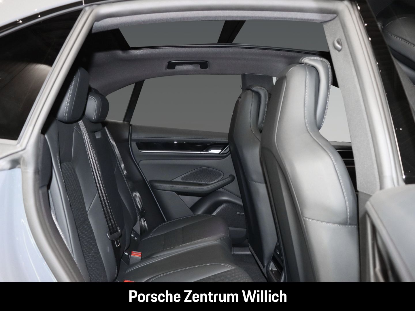 Porsche Macan 4S Surround-View InnoDrive LED-Matrix