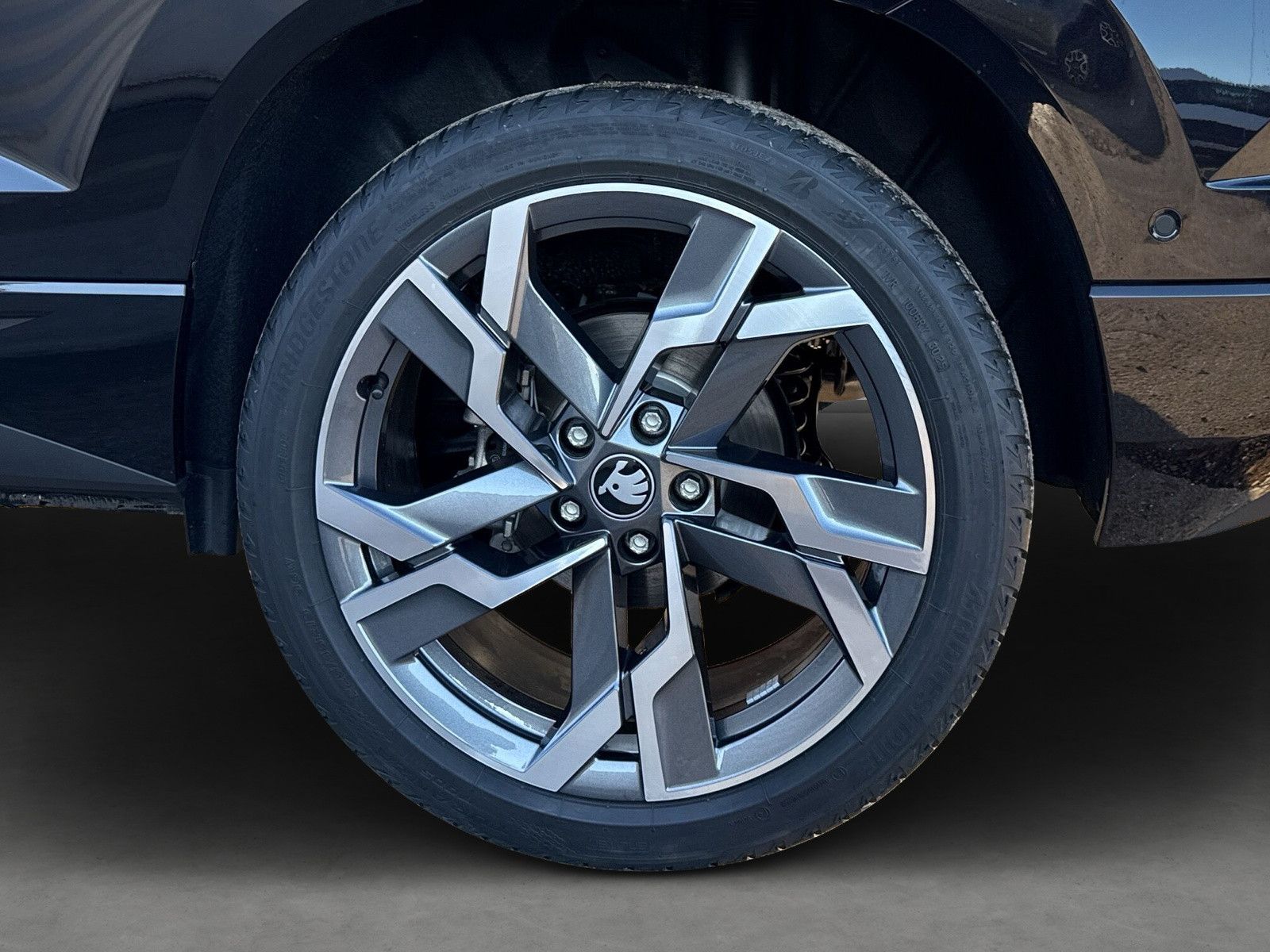Skoda Karoq Sportline 4x4TDI AHK LED Matrix Gar. 360 G