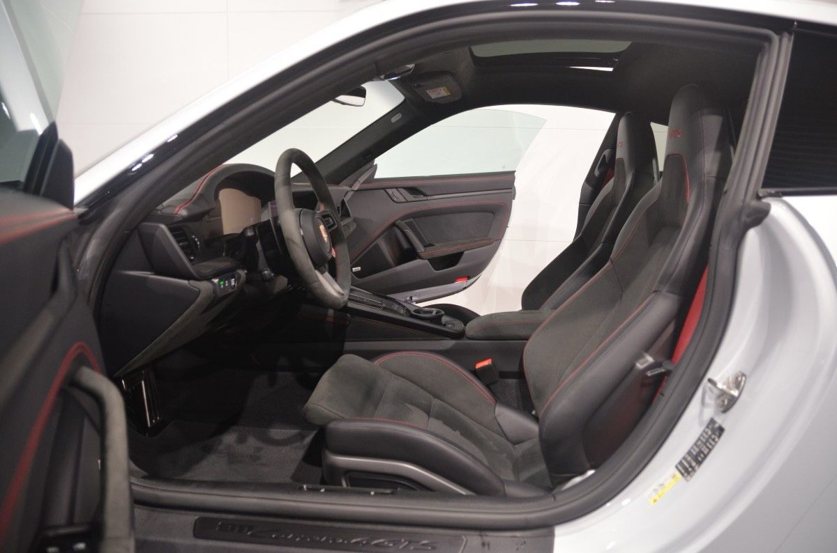 Porsche 911 992.2 Carrera 4 GTS T-Hybrid*ACC*Pano*