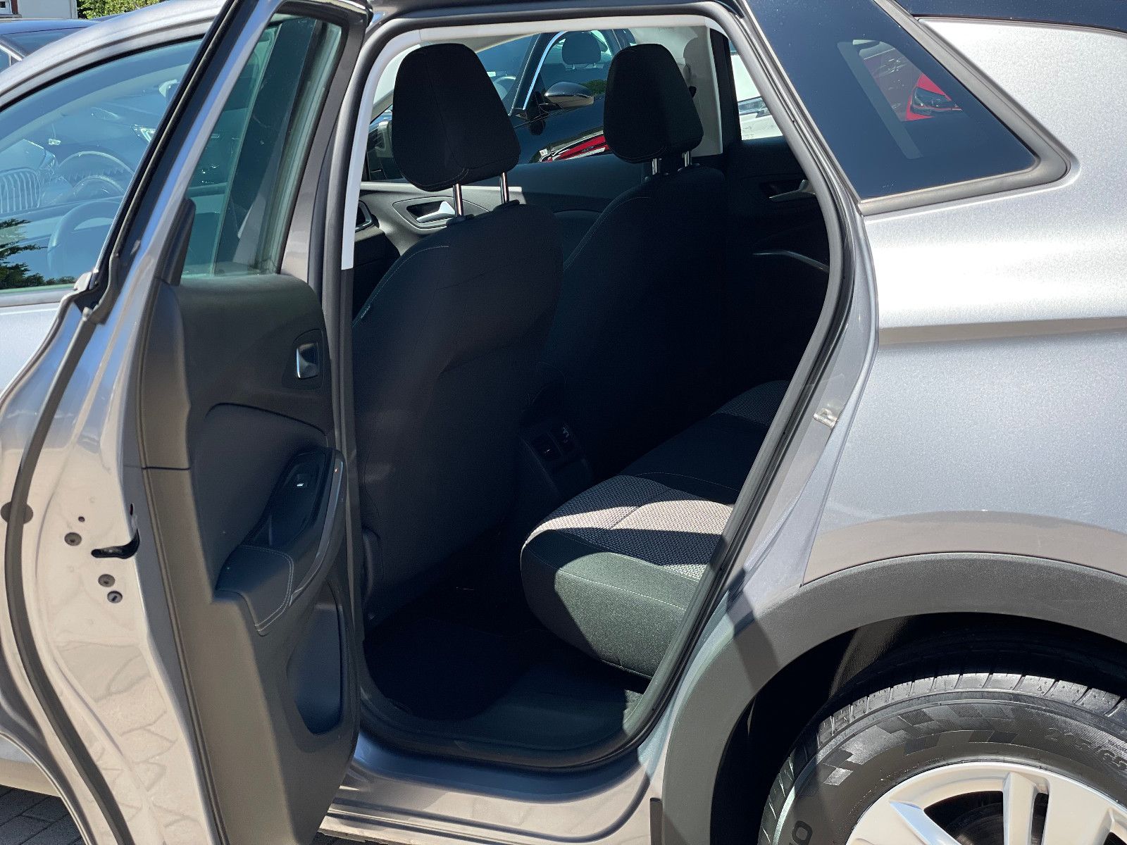 Opel Grandland (X) - Samsaru's Car Outlet