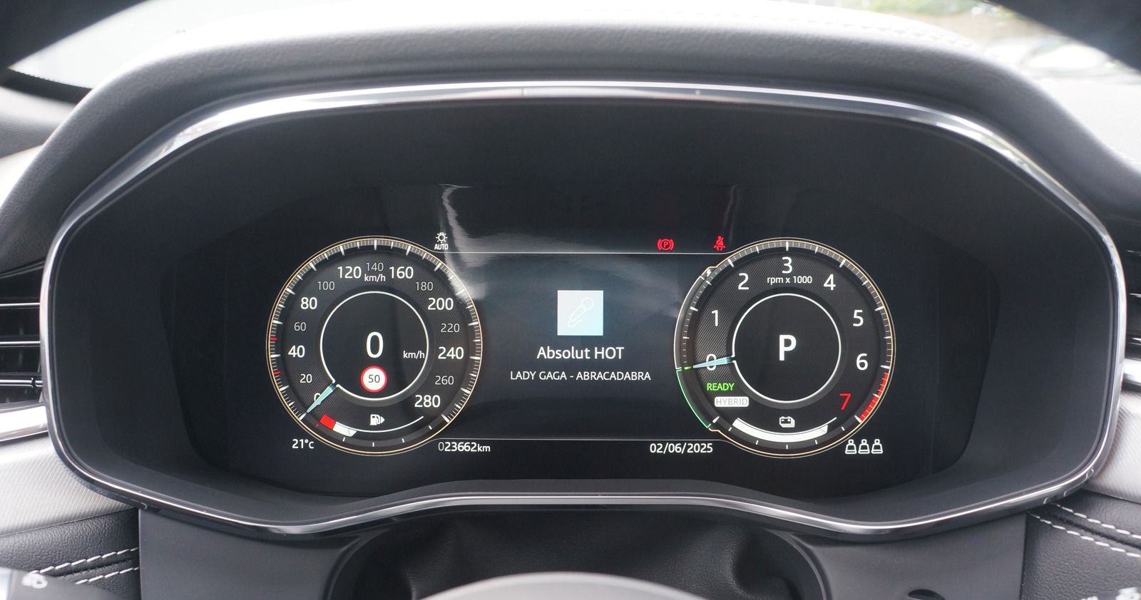 Jaguar F-PACE P400e R-DynamicS AWD Plug-In Hybrid 21Zol