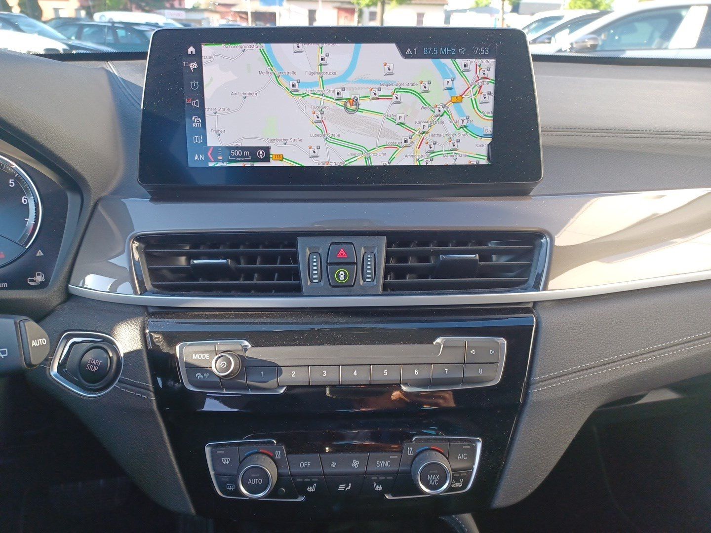 BMW X1 xDrive25e xLine - Samsaru's Car Outlet