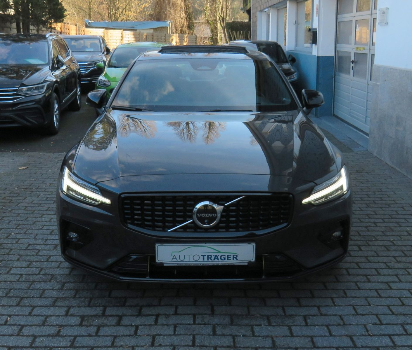 Volvo S60 Ultimate Dark AWD // Pano, Pilot, 360°
