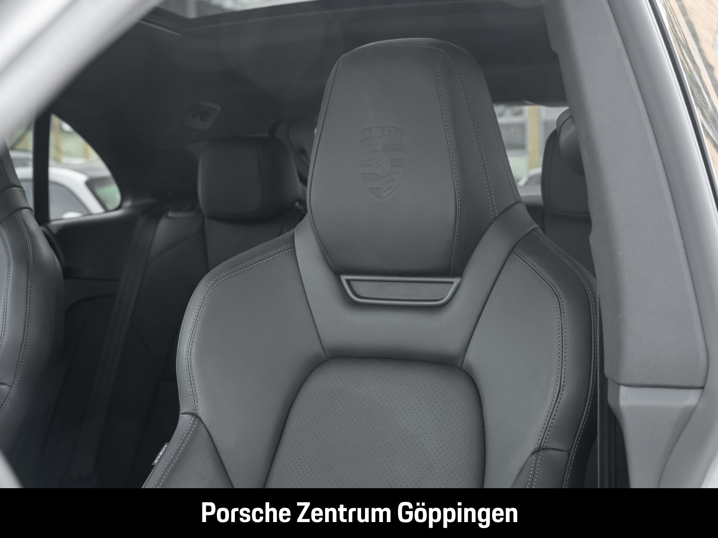 Porsche Macan 4S BOSE LED-Matrix Panorama Surround-View