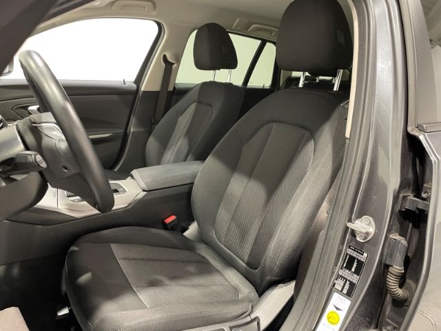 BMW 318 D Touring - Samsaru's Car Outlet