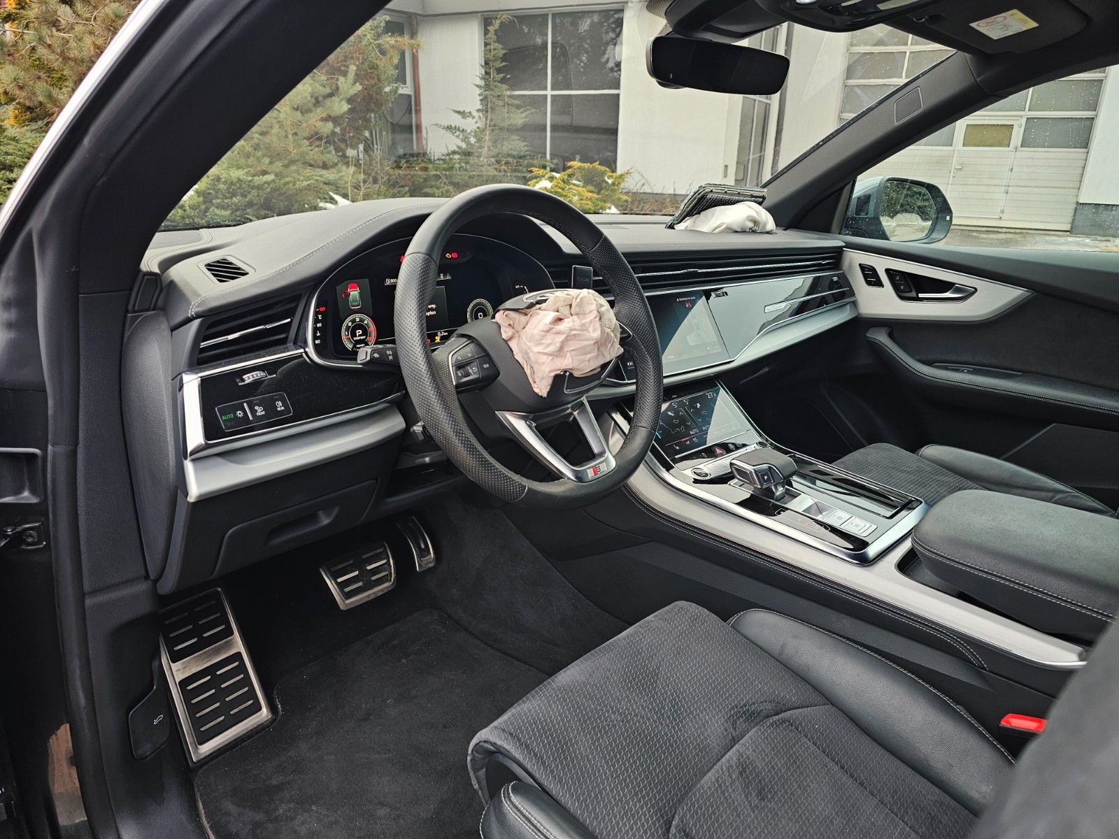 Audi Q8 45TDI quattro S-LINE Mild Hybr LEICHER UNFALL