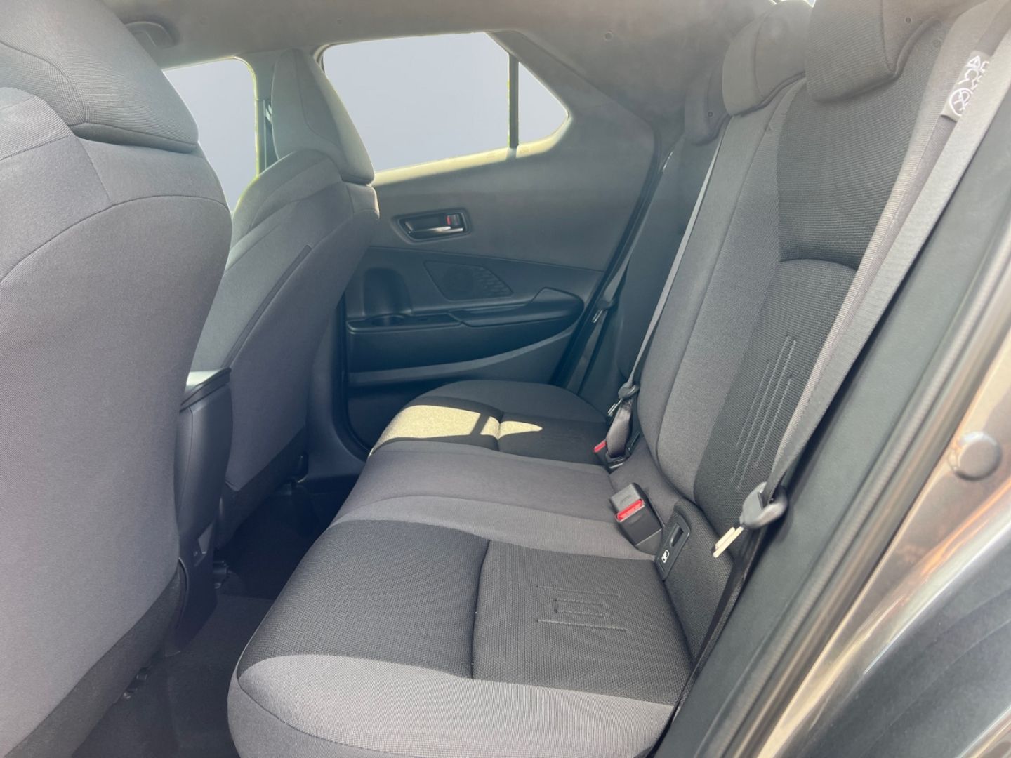 Toyota C-HR 2.0 Hybrid Teamplayer *1,99%*LED*ACC*CAM*SH