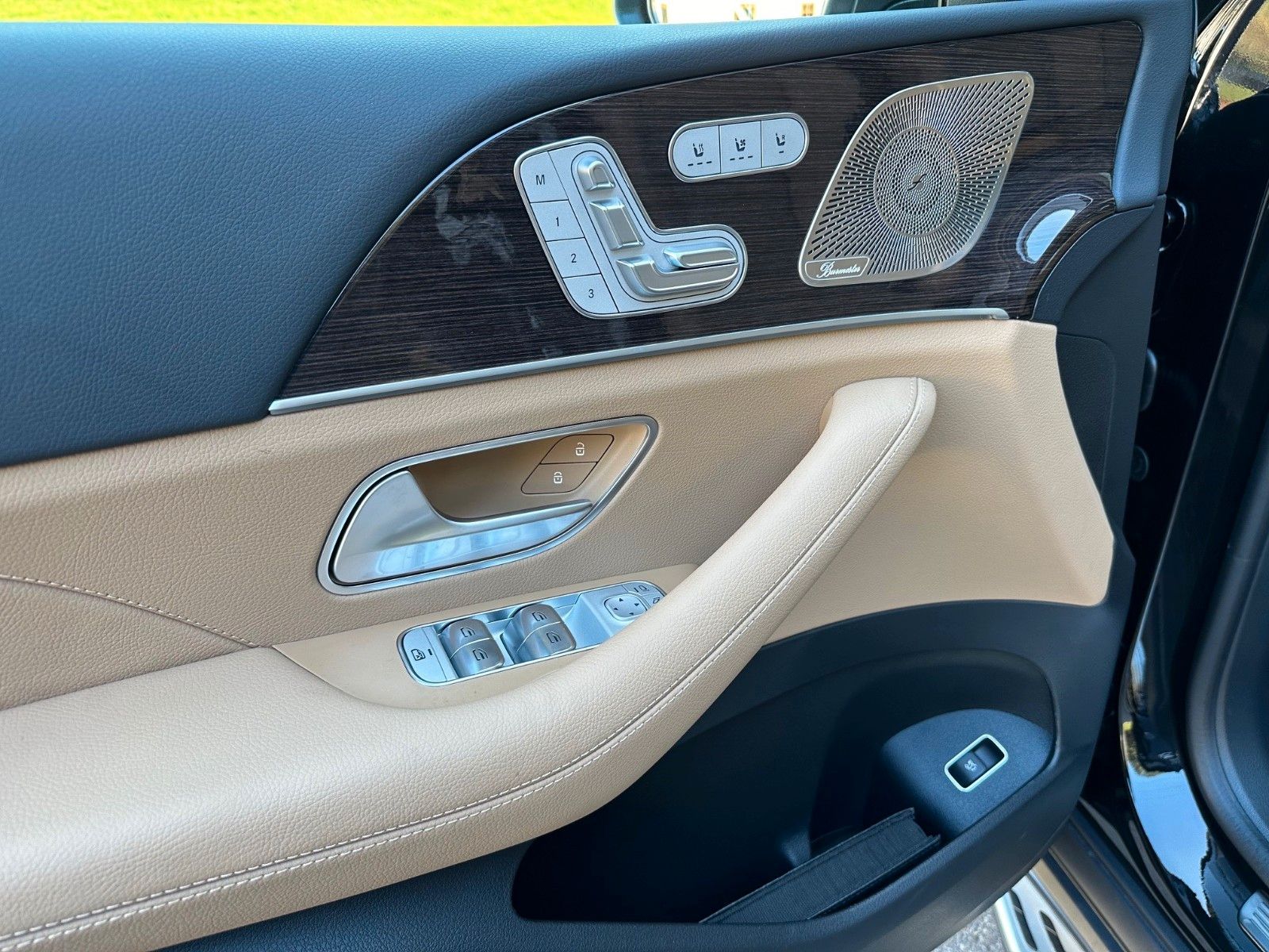 Mercedes-Benz GLS 580 Ultimate - Samsaru's Car Outlet