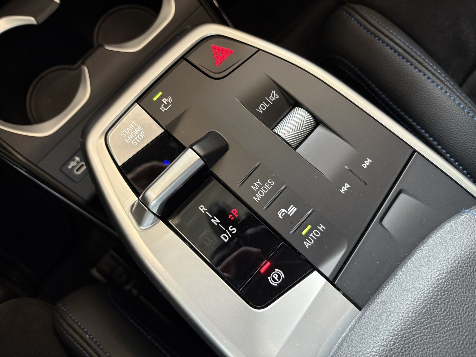 BMW X1 xDrive23i M Sport - Samsaru's Car Outlet
